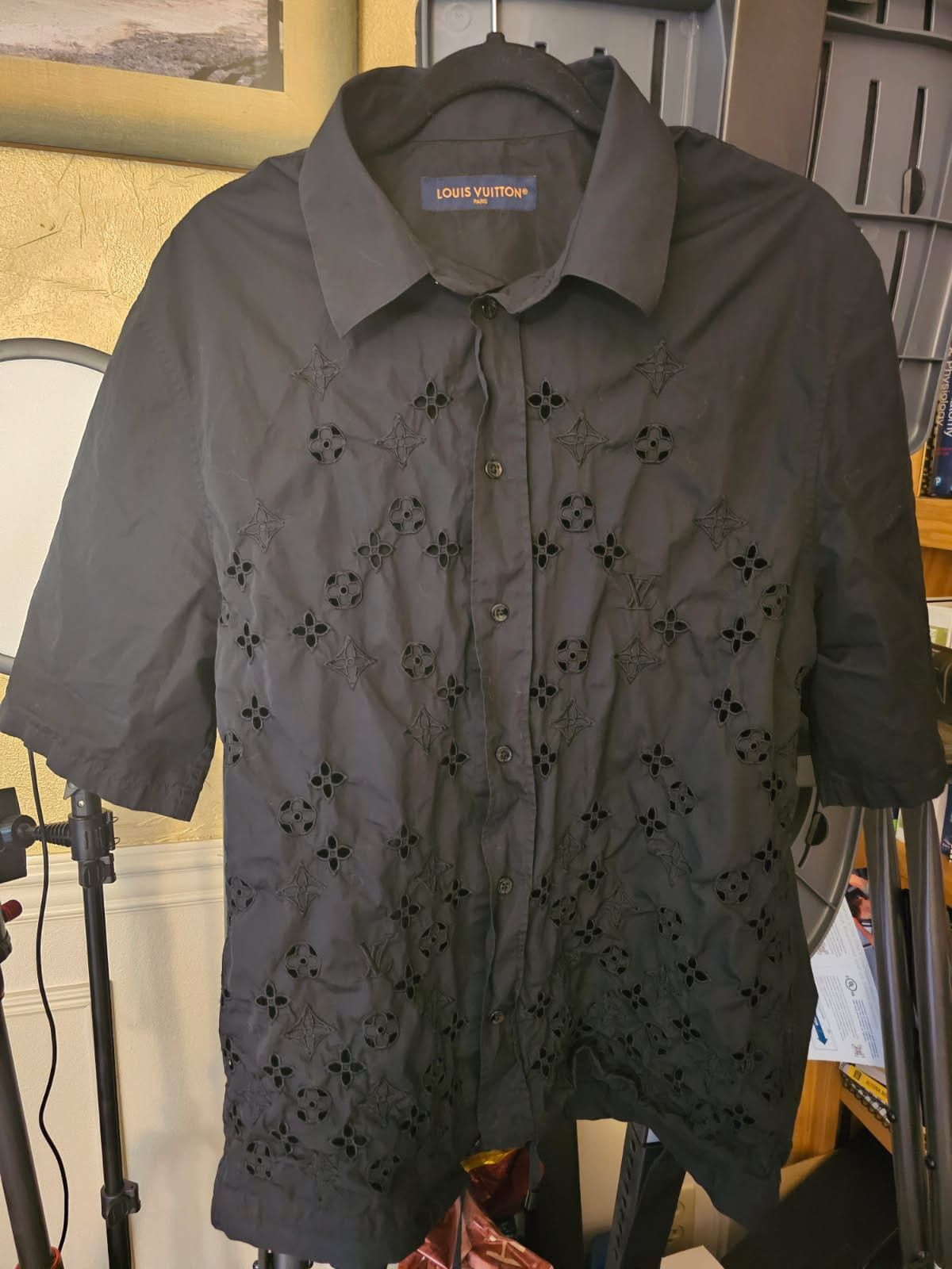Louis Vuitton Monogram Flowers Embroidered Short-Sleeved Shirt Size US M / EU 48-50 / 2 - 1 Thumbnail