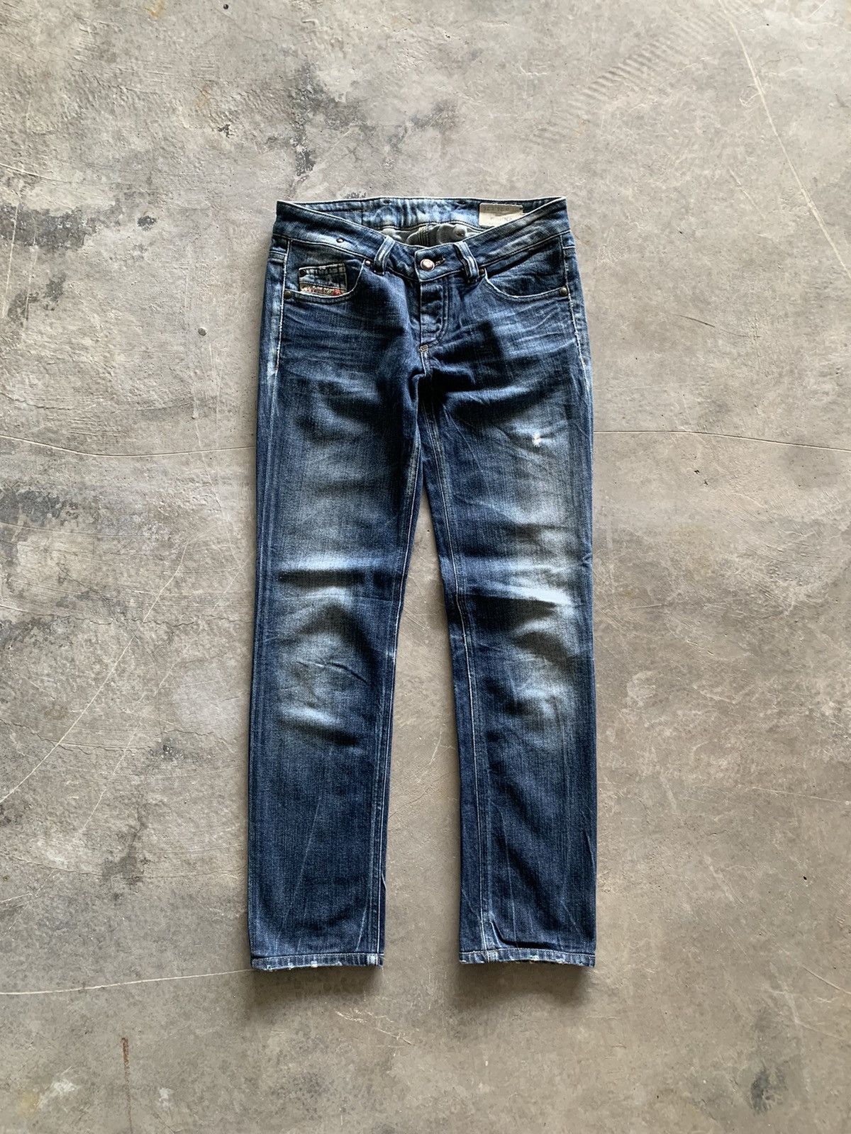 Designer × Diesel vintage diesel jeans season faded washed studded backpocket Size US 29 - 1 Thumbnail