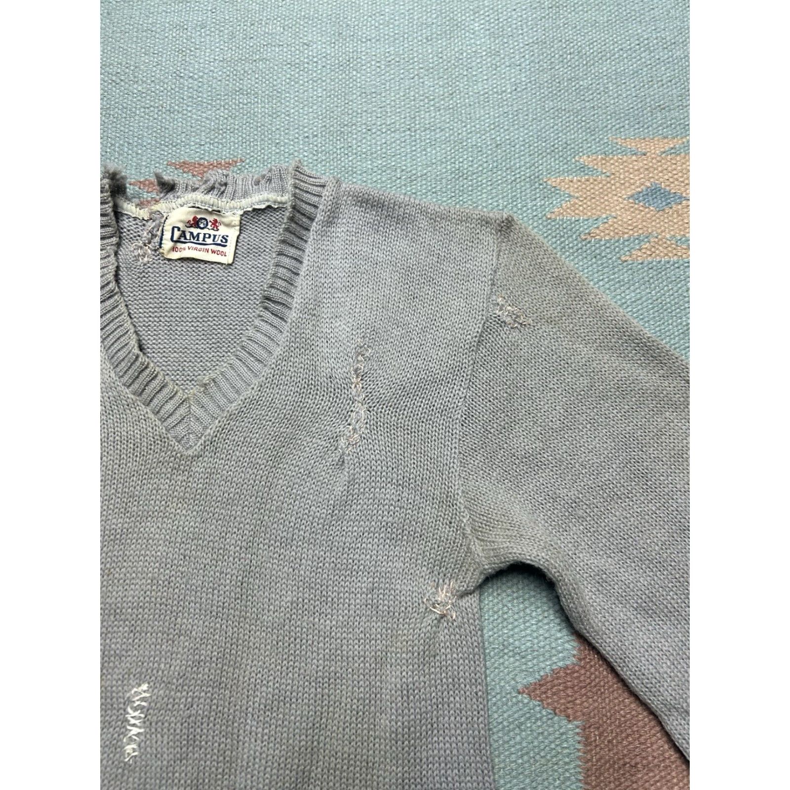 Vintage VINTAGE Campus Wool Knit Sweater Pullover Mens XS/S 40s 50s Distressed Repaired Gray Knit Shirt? Size US S / EU 44-46 / 1 - 4 Thumbnail