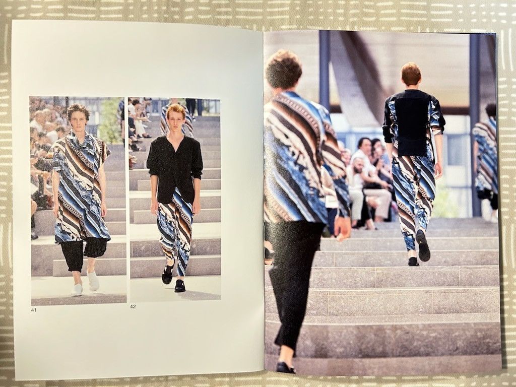 Issey Miyake SS19 Lookbook Size ONE SIZE - 4 Thumbnail