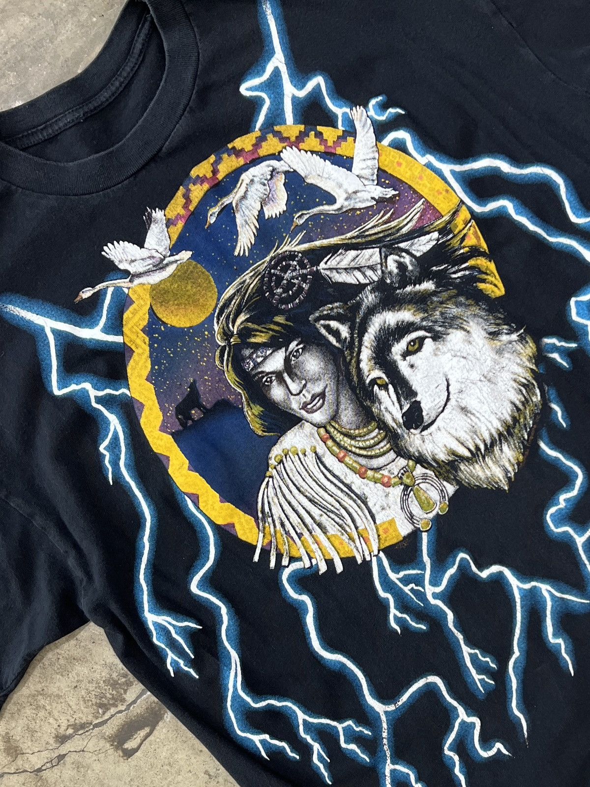 Harley Davidson Vintage American Thunder Native Women Wolf Nature Tee XL Size US XL / EU 56 / 4 - 1 Thumbnail