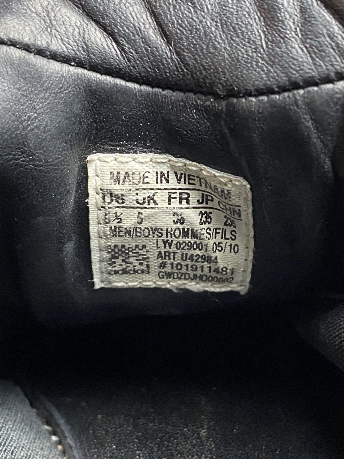 YZY (Yeezy) Pod Shoes