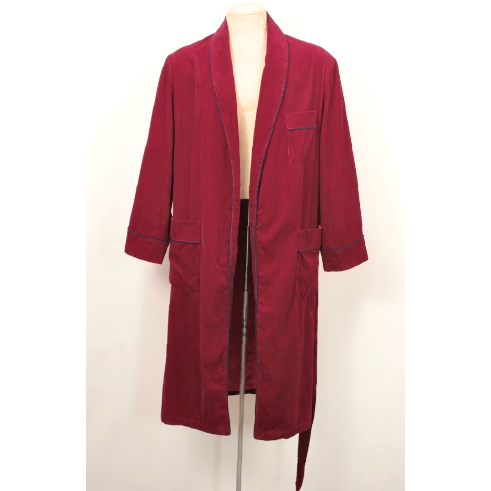 Bill Blass VTG Bill Blass Robe Red Corduroy 1980s Men's Sz M / Vintage Robe / 1980s Bill Blass Robe Mens M Red Corduroy Size US M / EU 48-50 / 2 - 2 Thumbnail