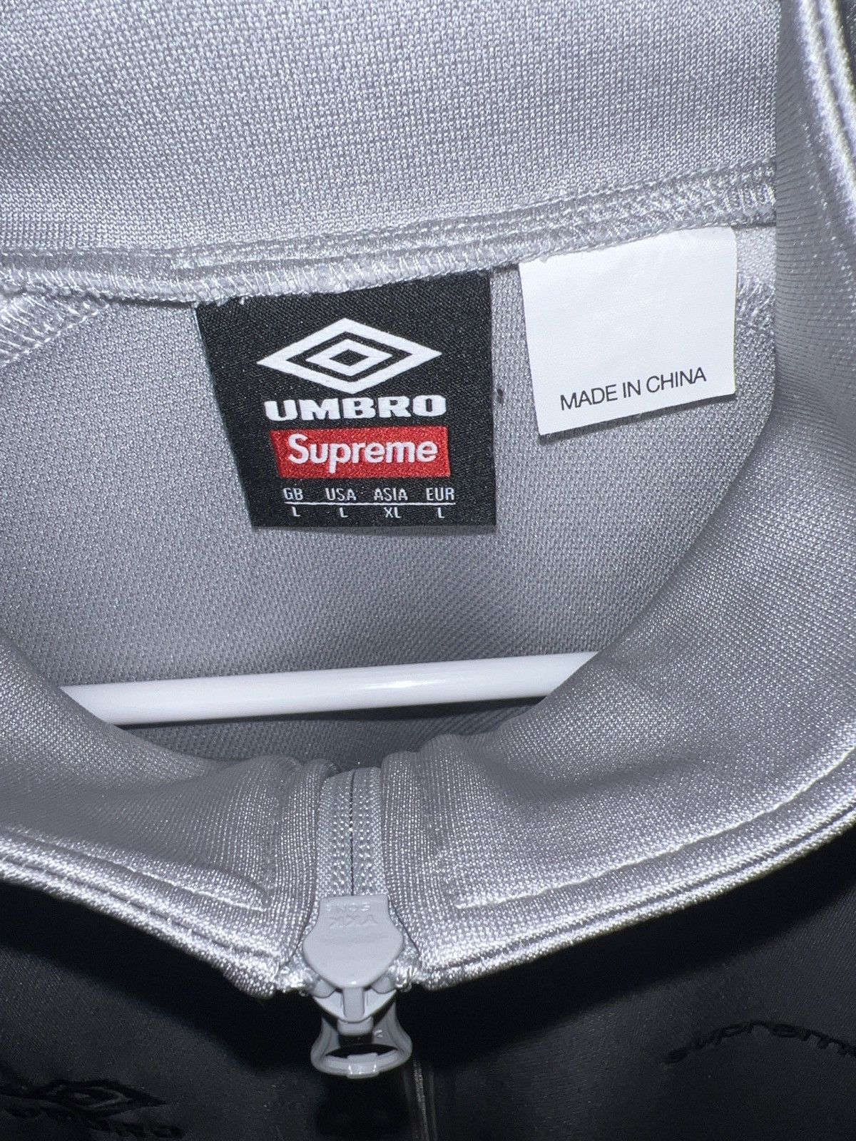 Supreme × Umbro Supreme x Umbro snap sleeve jacket Size US L / EU 52-54 / 3 - 4 Thumbnail