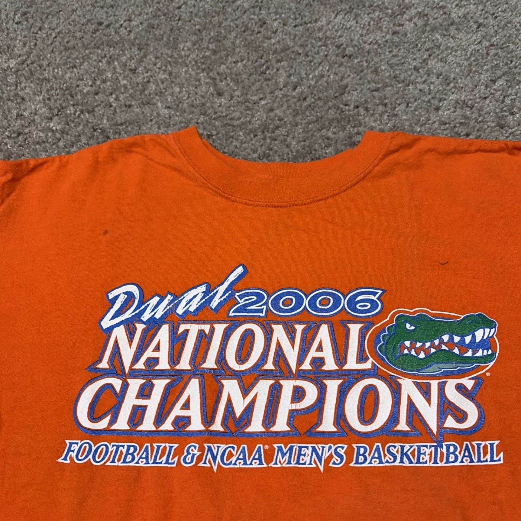 Gildan VINTAGE Florida Gators Football Basketball National Champions Orange T-Shirt L Mens Long Sleeve Orange 2006 Championship Gildan Reebok Size US L / EU 52-54 / 3 - 3 Thumbnail