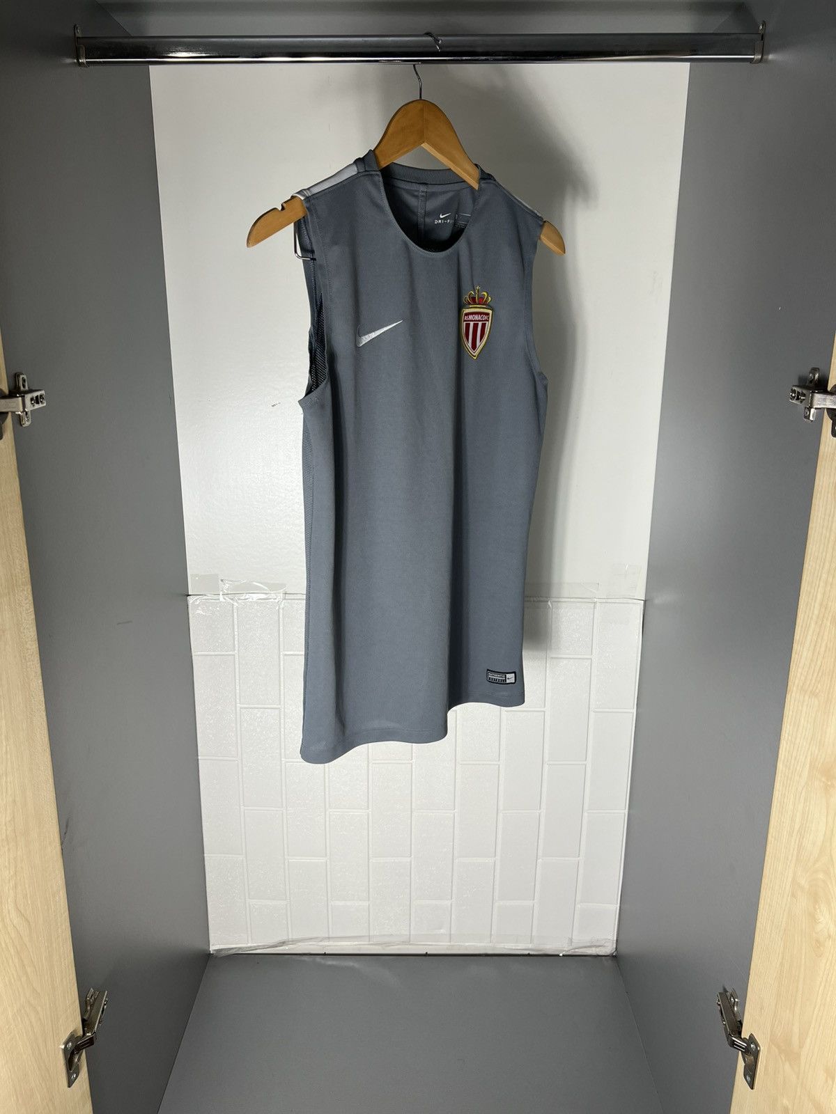 Nike VINTAGE NIKE FC AS MONACO FRANCE RETRO SOCCER JERSEY Y2K 90s Size US S / EU 44-46 / 1 - 4 Thumbnail