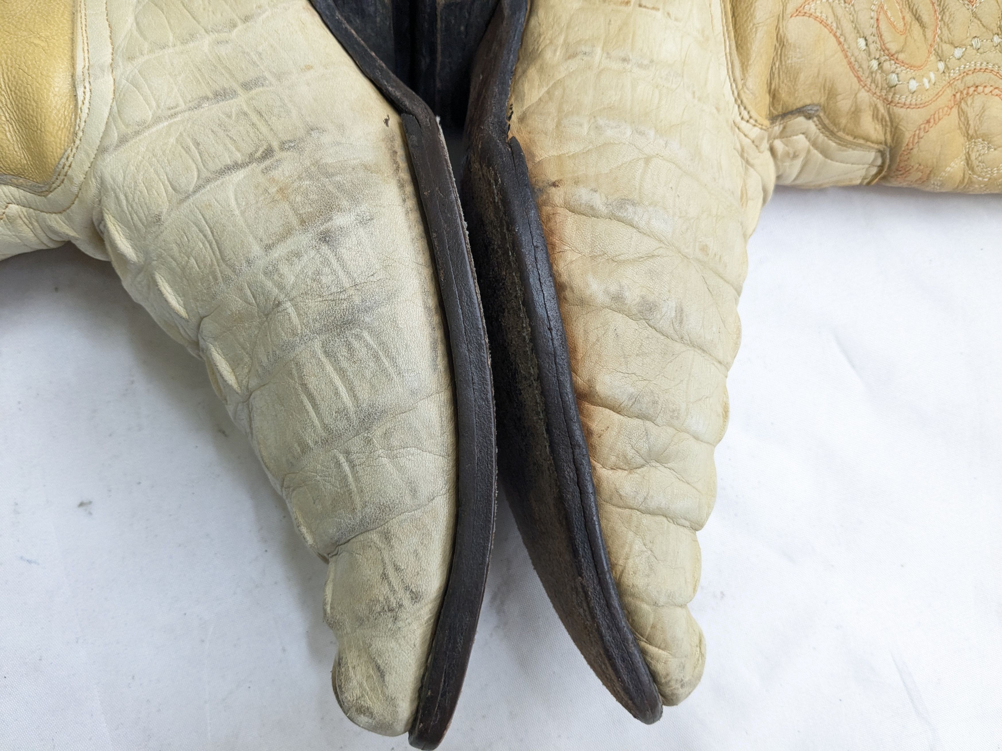 Other Vintage Cowboy Boots Yellow Crocodile Leather 9 Size US 9 / EU 42 - 4 Thumbnail