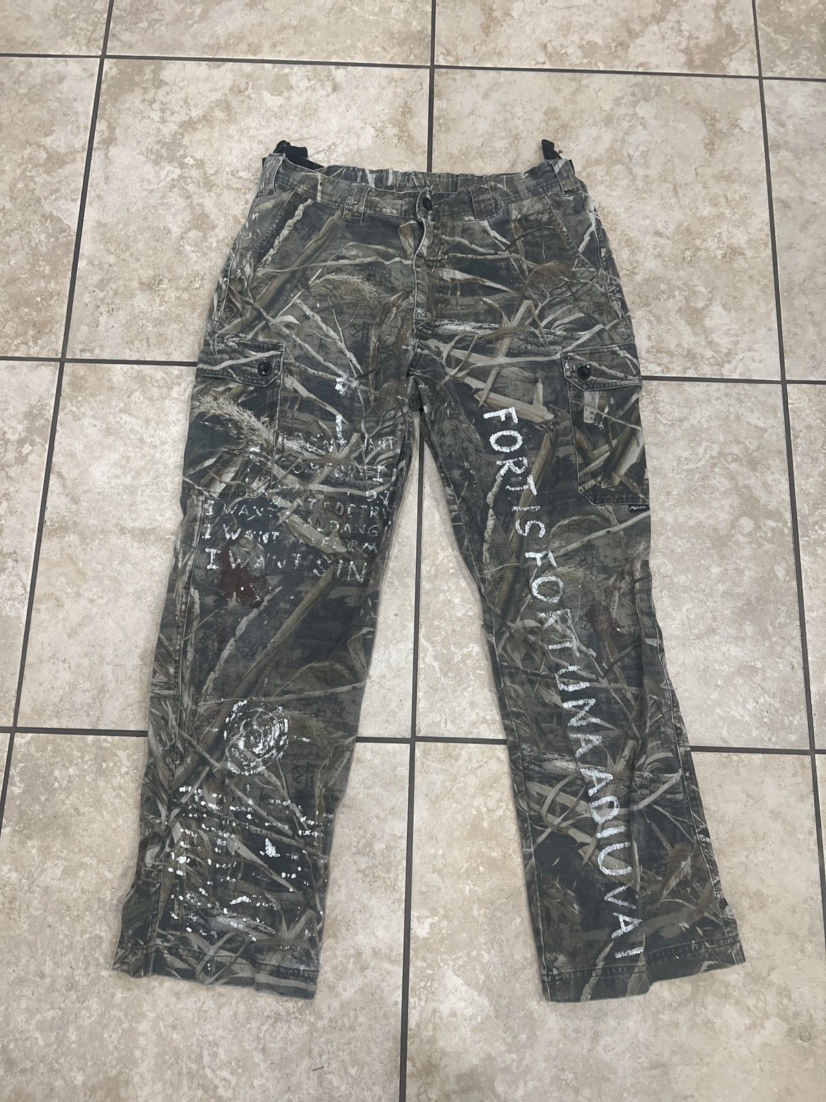 Guide Series “realtree” camo cargo pants🩶 Size US 36 / EU 52 - 1 Thumbnail