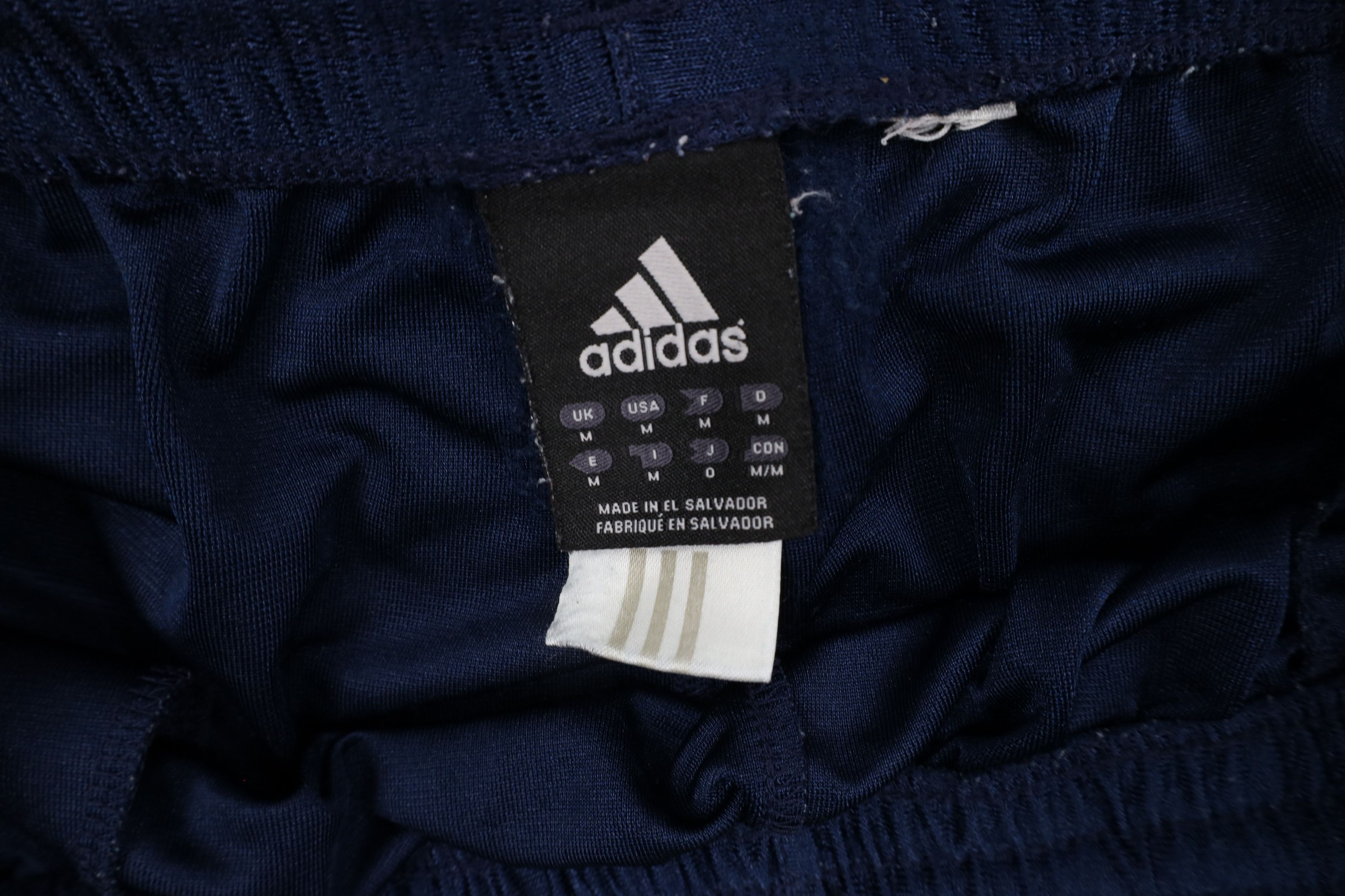 Adidas × Vintage Vintage Adidas Striped Gym Basketball Shorts Blue Polyester Size US 32 / EU 48 - 7 Thumbnail