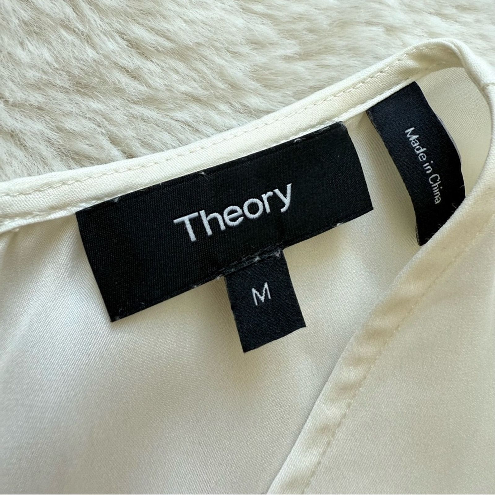 Theory Theory silk white blouse size M Retail 290$ Size M / US 6-8 / IT 42-44 - 4 Thumbnail