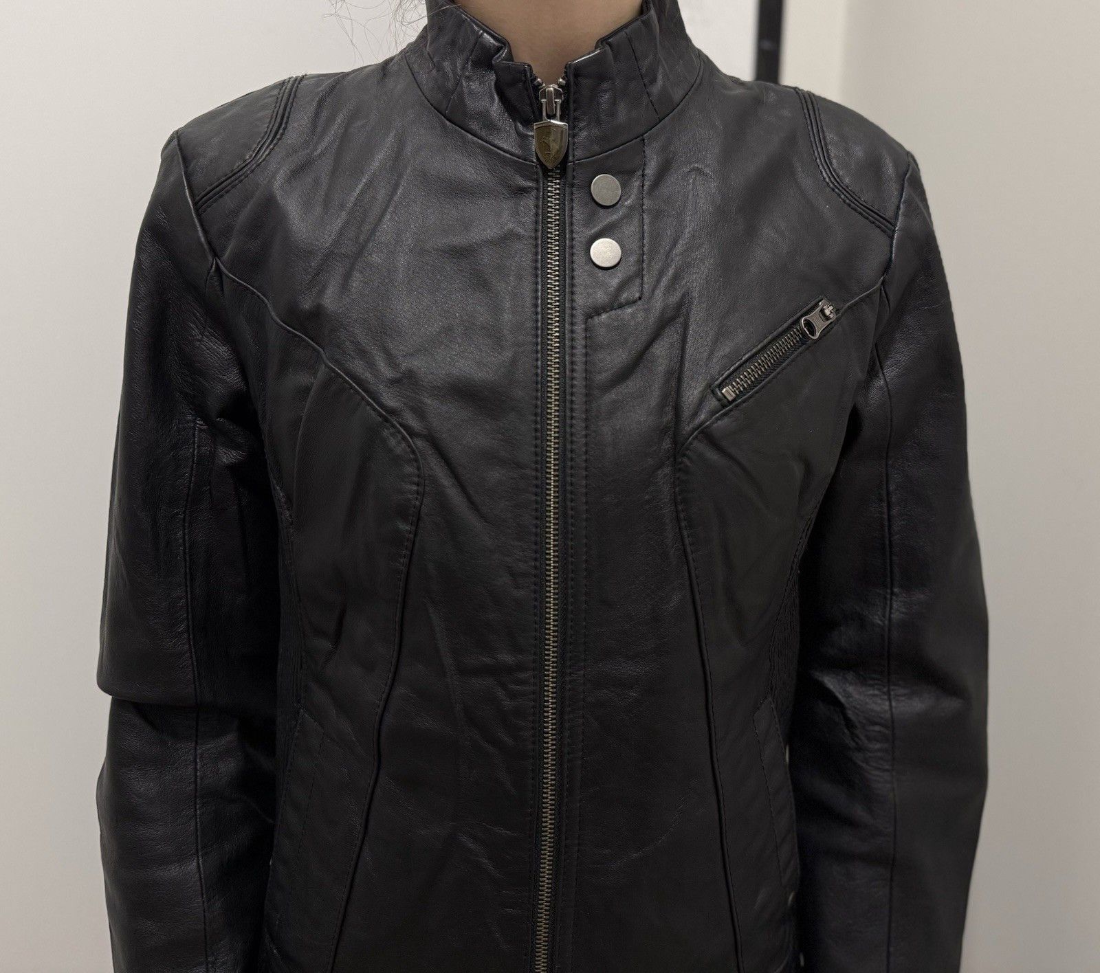 Ferrari × Puma DDP Puma Ferrari Leather Jacket Womens Biker Racing F1 Moto Size S / US 4 / IT 40 - 4 Thumbnail