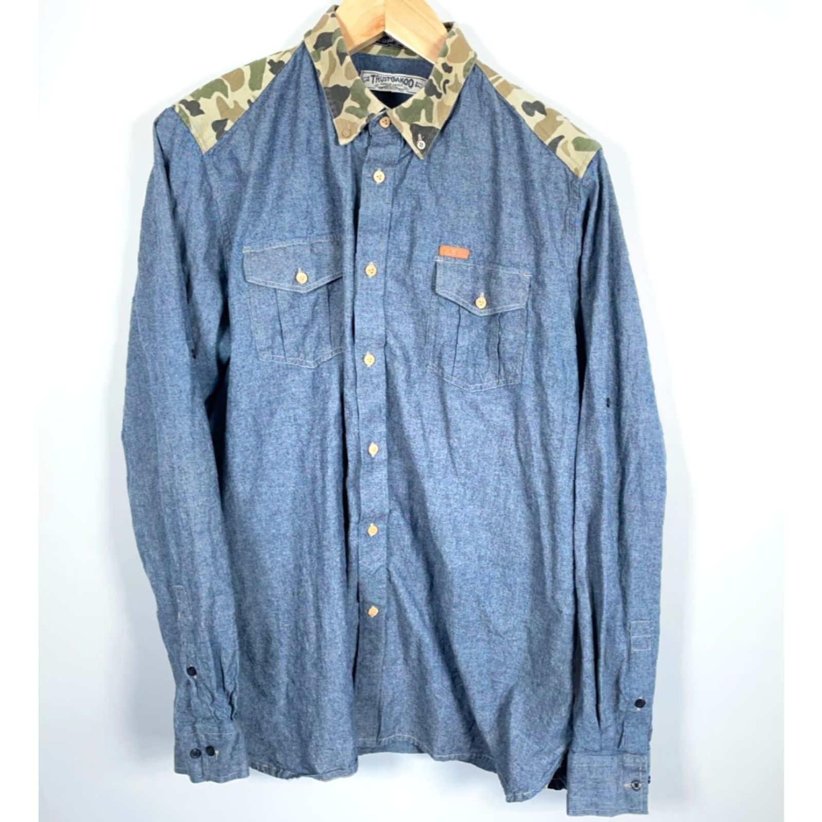 YOKE AKOO Chambray Shirt Mens XL Blue Green Camo Yoke Trim Streetwear Camouflage Button-Up Juniors None Size US XL / EU 56 / 4 - 2 Thumbnail