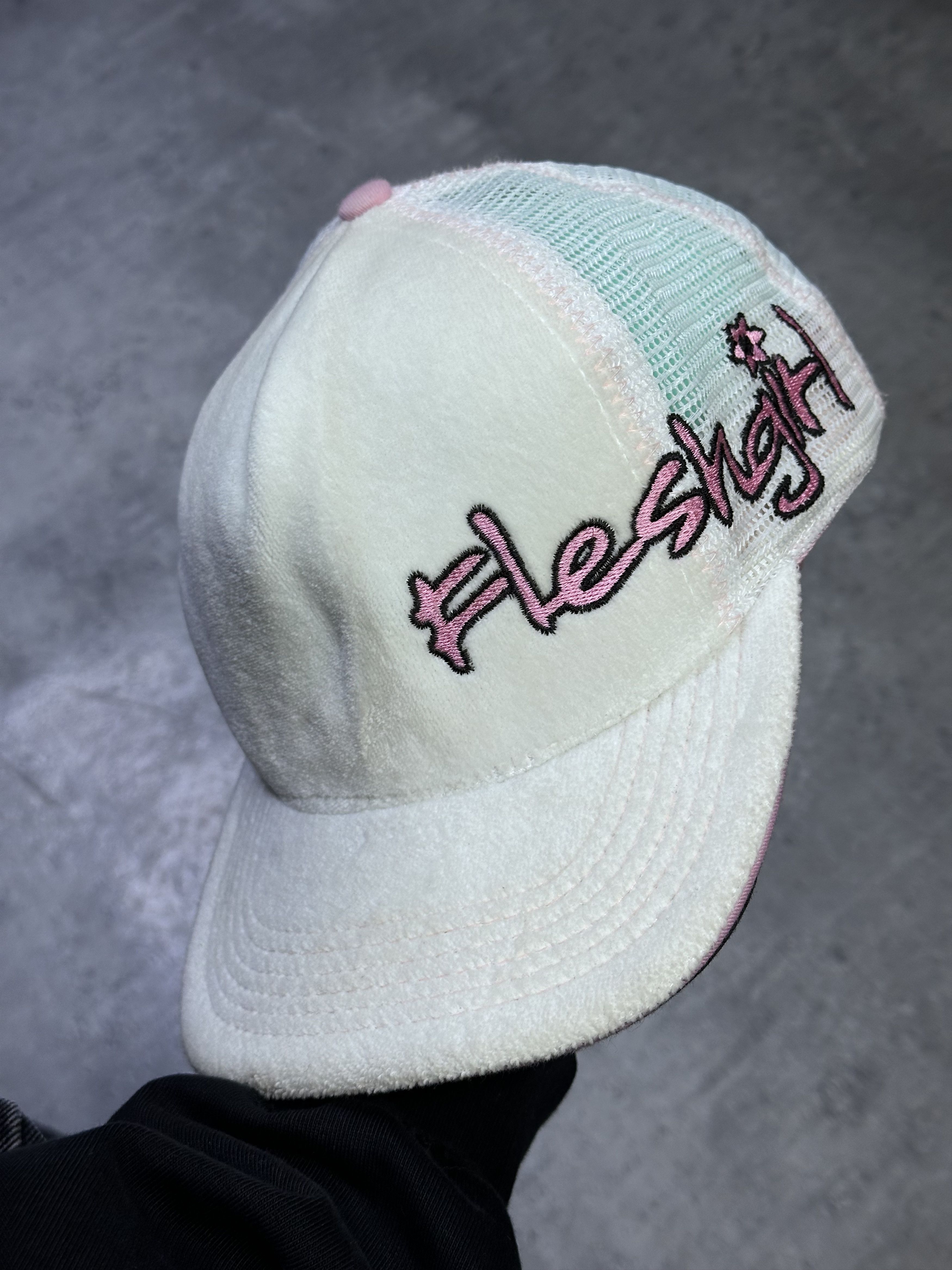 Vintage Flashgirl trucker hat cap white Size ONE SIZE - 1 Thumbnail