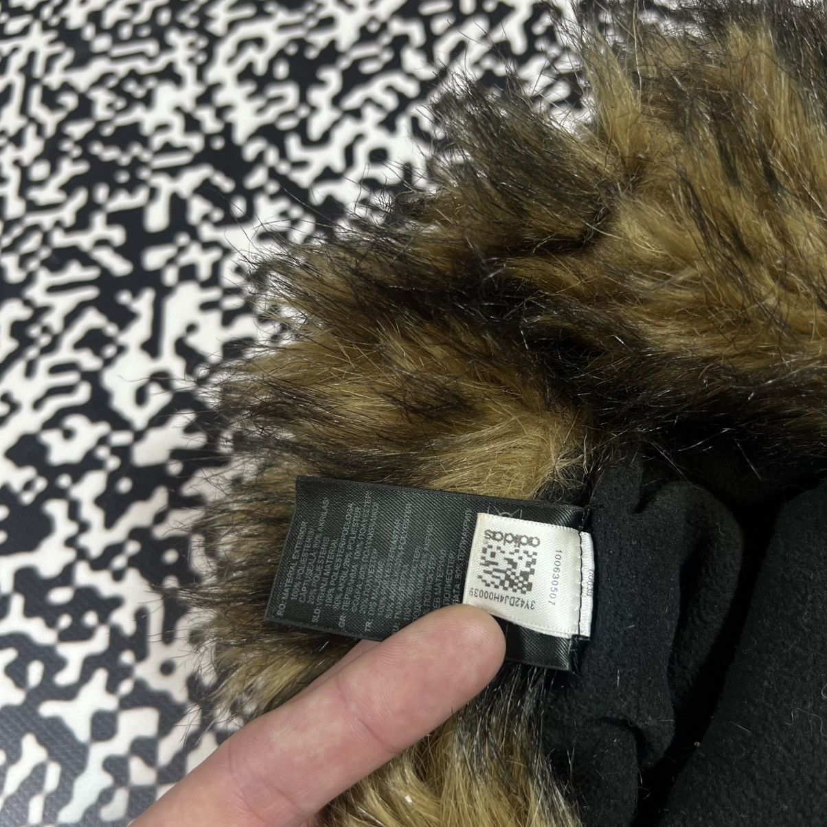 Adidas Vintage Y2K Adidas Respect Me Fur Style Trapper Ushanka Hat Size ONE SIZE - 14 Thumbnail