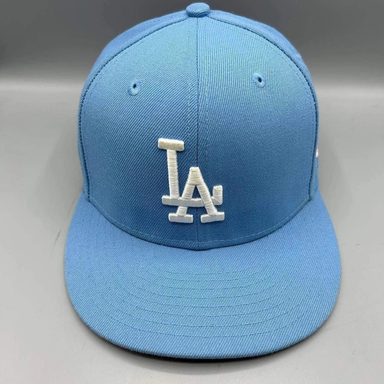 New Era Los Angeles LA Dodgers Hat Men 7 3/8 Blue Pink MLB Fitted Size ONE SIZE - 1 Thumbnail