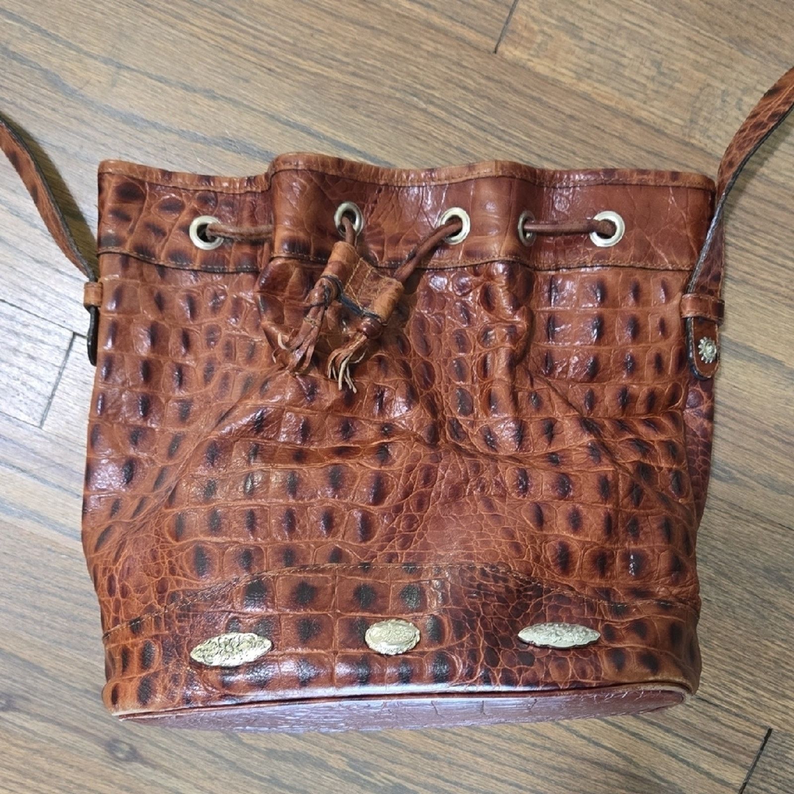 & Other Stories Vintage Crocodile Pattern Leather Women's Bucket Bag Size ONE SIZE - 3 Thumbnail