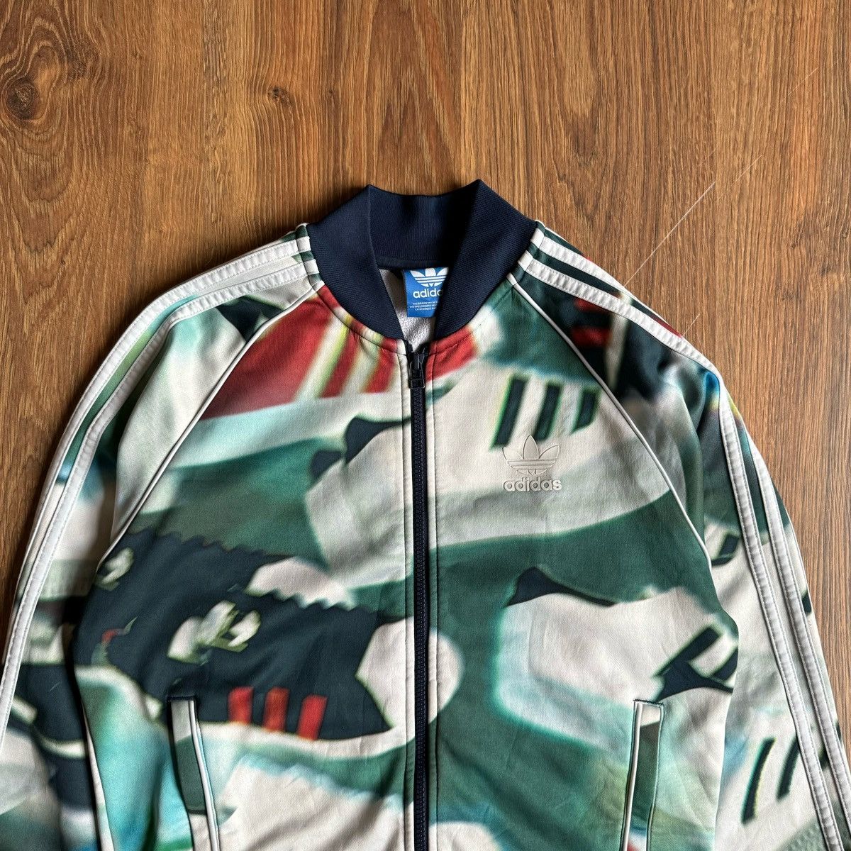 Adidas Adidas Superstar Overprint Graphic Track Top Jacket Size US S / EU 44-46 / 1 - 2 Thumbnail