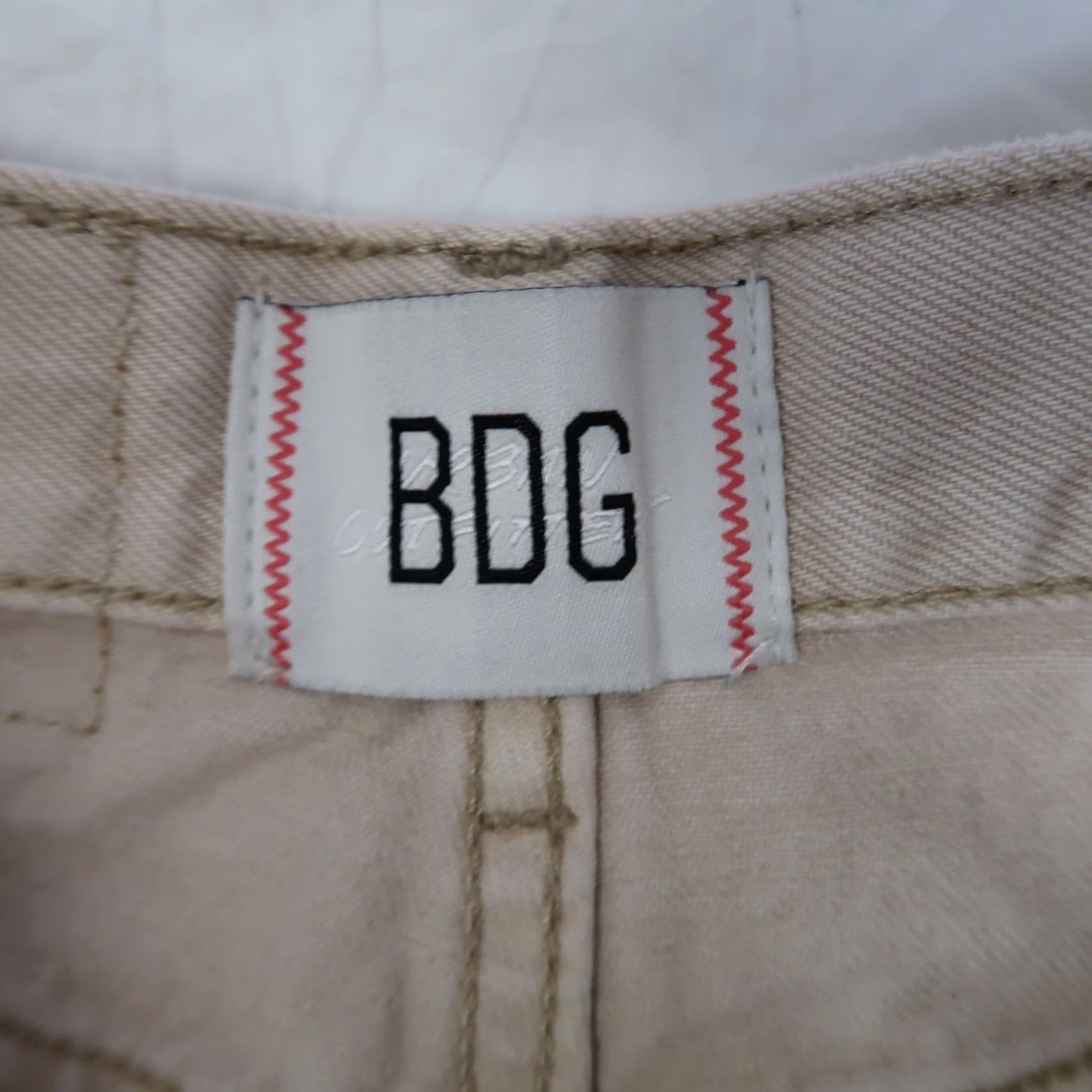 Bdg BDG Urban Outfitters High & Wide Jeans Taupe Tan 25 Womens Regular Wide-Leg 100% Cotton Denim Inseam 28" Rise >10.5" (High) 25 in Waist Size 42" / US 20 - 4 Thumbnail