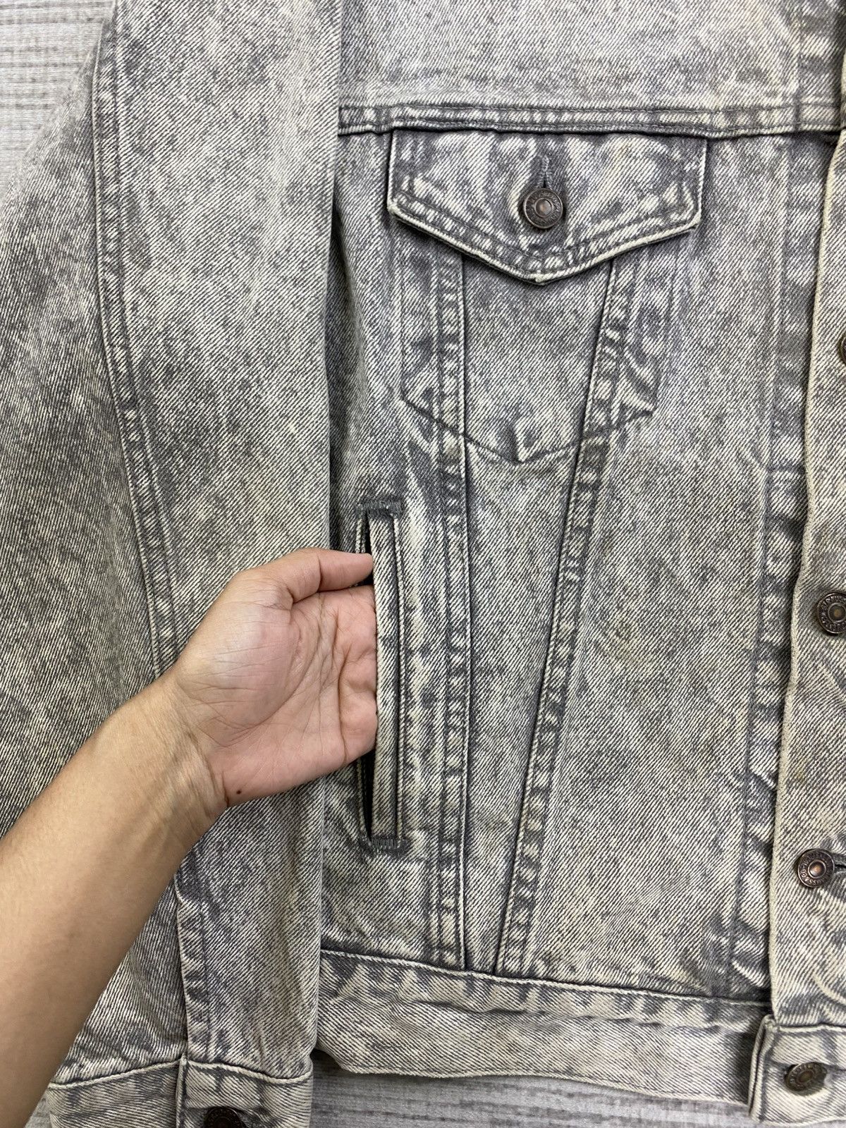 Levi's 🔥Vintage 60s Levi’s Acid Grey Denim Trucker Jacket Size US XL / EU 56 / 4 - 7 Thumbnail