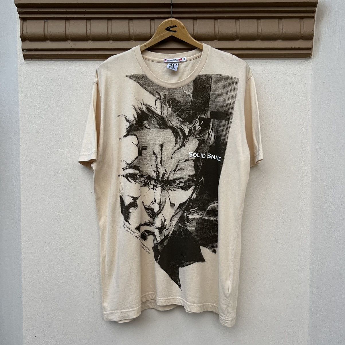 image of Exclusive Game x Vintage Metal Gear Solid 25Th Anniversary Big Solid Snake Graphic T in Beige (Size