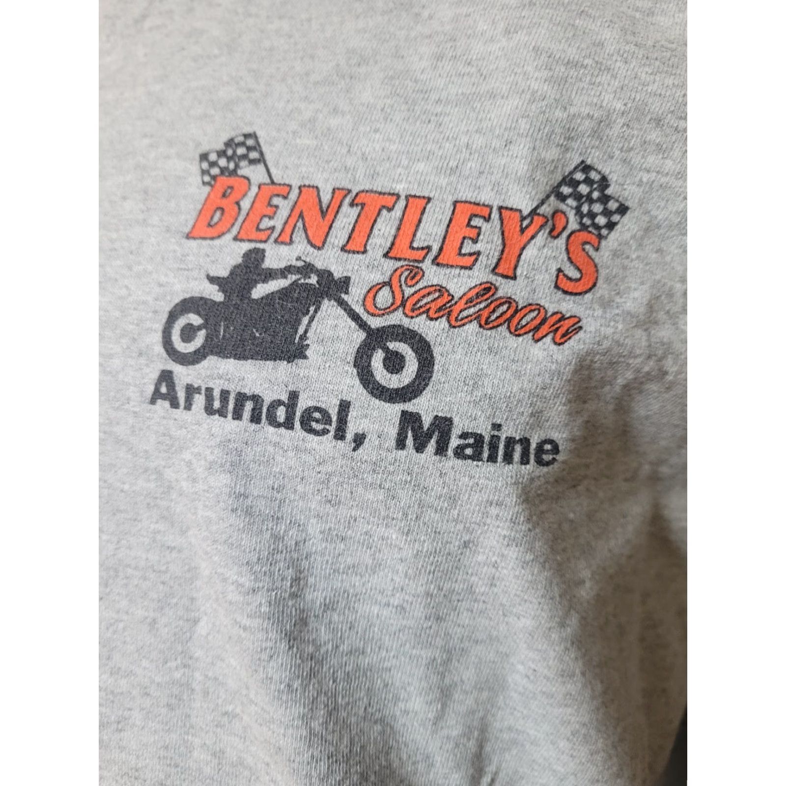 Vintage Bayside T-Shirt Mens 3XL Gray Short Sleeve Crew Neck Graphic Tee Biker Bar Bentley’s Saloon Arundel ME 90% Cotton 10% Polyester Who Has More Fun Us Size US XXL / EU 58 / 5 - 2 Thumbnail