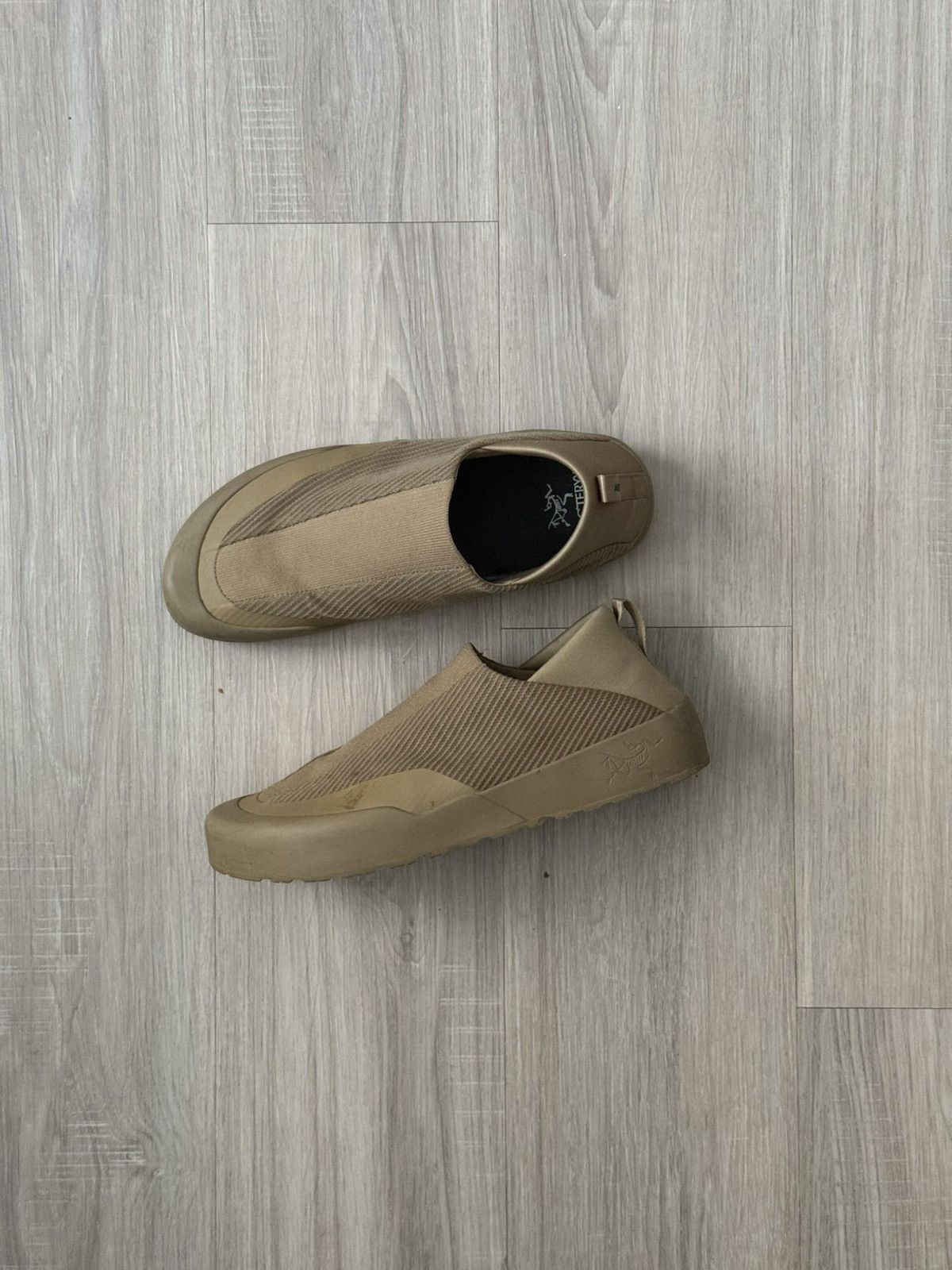 Arc’teryx Kragg shoe in Canvas/Canvas tagged size 10.5