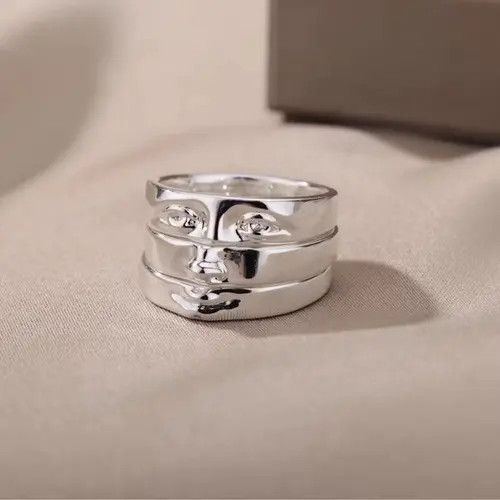 Japanese Brand Face Finger Rings Silver Face Anatomy Human Head Jewelry Art Size ONE SIZE - 1 Thumbnail