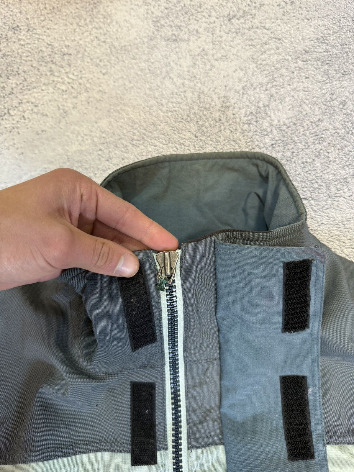 Nike ACG Vintage Nike ACG 3-Layer Shell Jacket L Snow Skirt Vent Zip Size US L / EU 52-54 / 3 - 11 Thumbnail