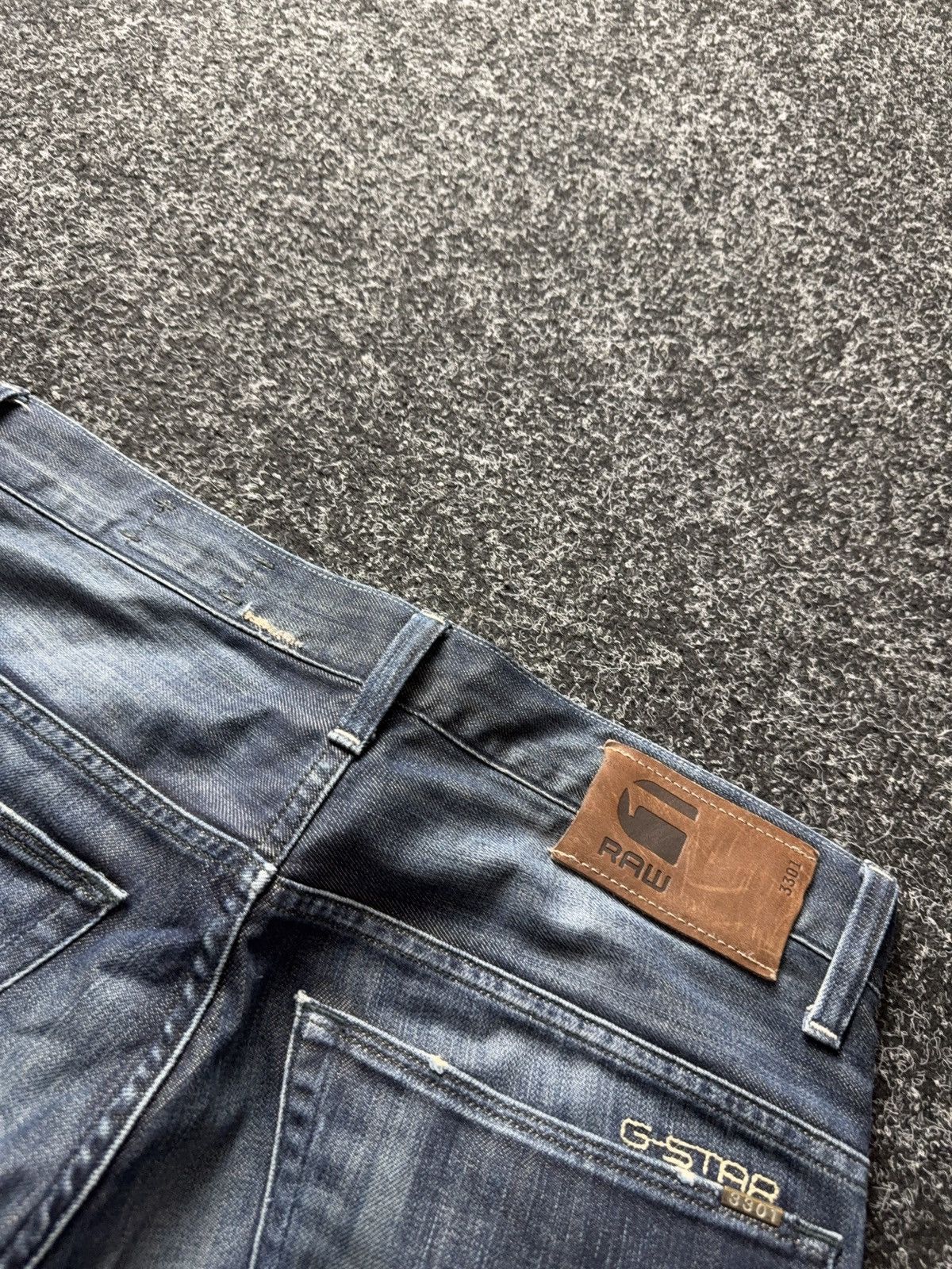 G-Star 00s G-Star 3301 Distressed Raw Hem Y2K SK8 Jeans Fade Denim Size US 32 / EU 48 - 20 Thumbnail