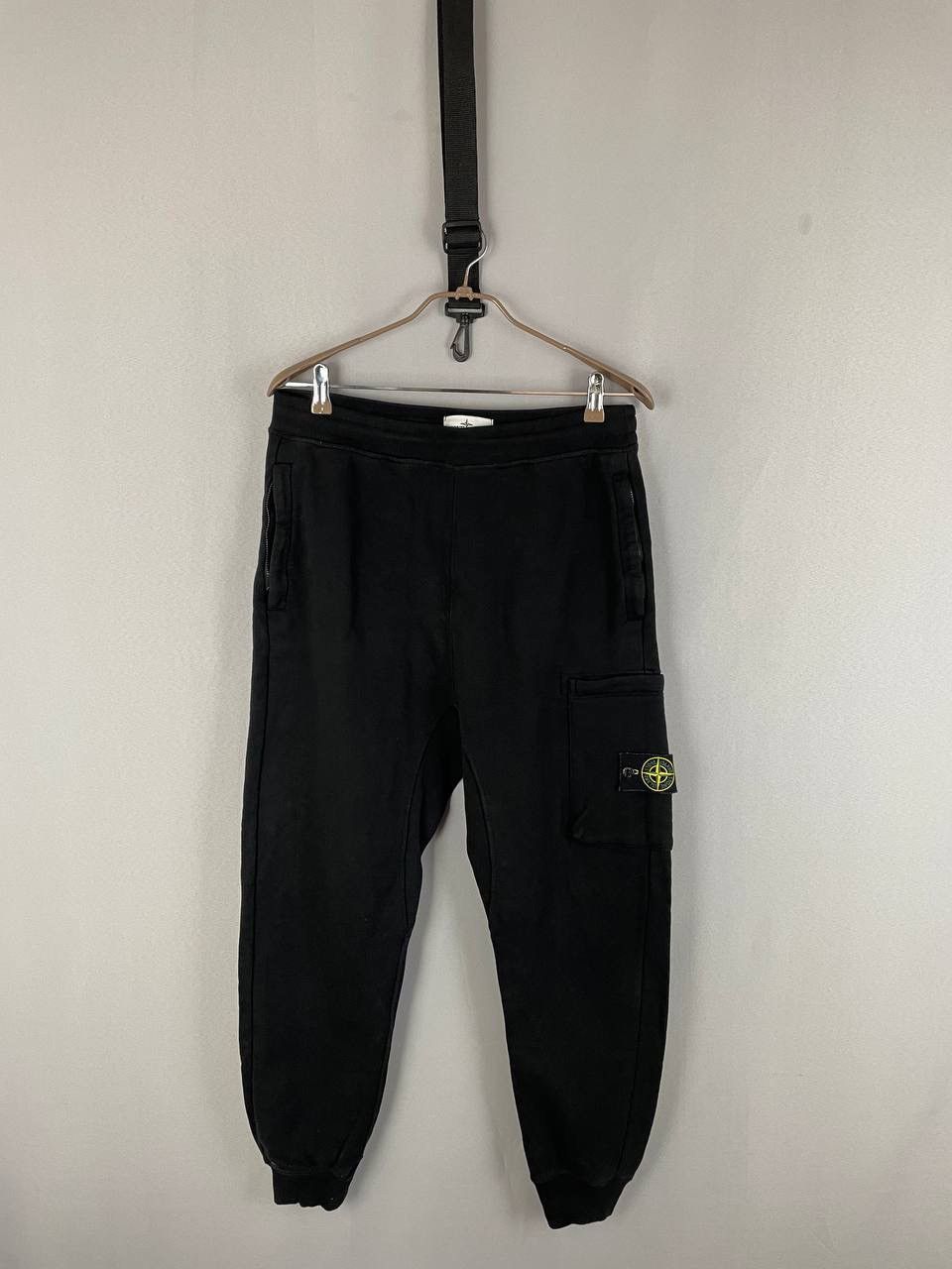 Stone Island Stone Island Cargo Pants Black Sweatpants Size US 34 / EU 50 - 1 Thumbnail