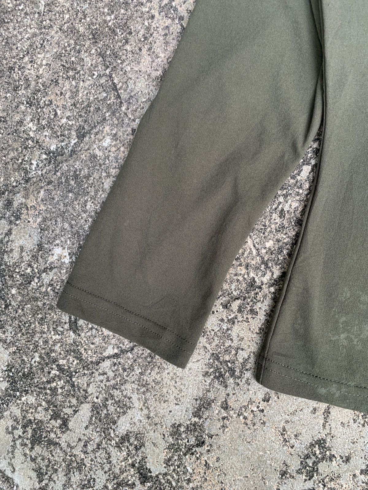 Seditionaries y2k Axara Paris Military Green Royal Lion Logo Graphic Top Size M / US 6-8 / IT 42-44 - 4 Thumbnail