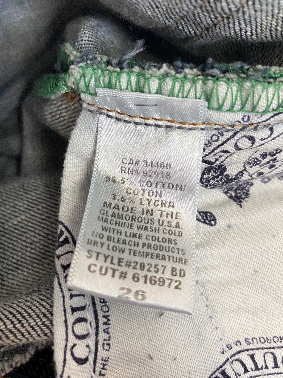 Juicy Couture Jeans Totally Y2K Juicy Couture Vintage Cropped Jeans – Size 26 Size 26" / US 2 / IT 38 - 14 Thumbnail