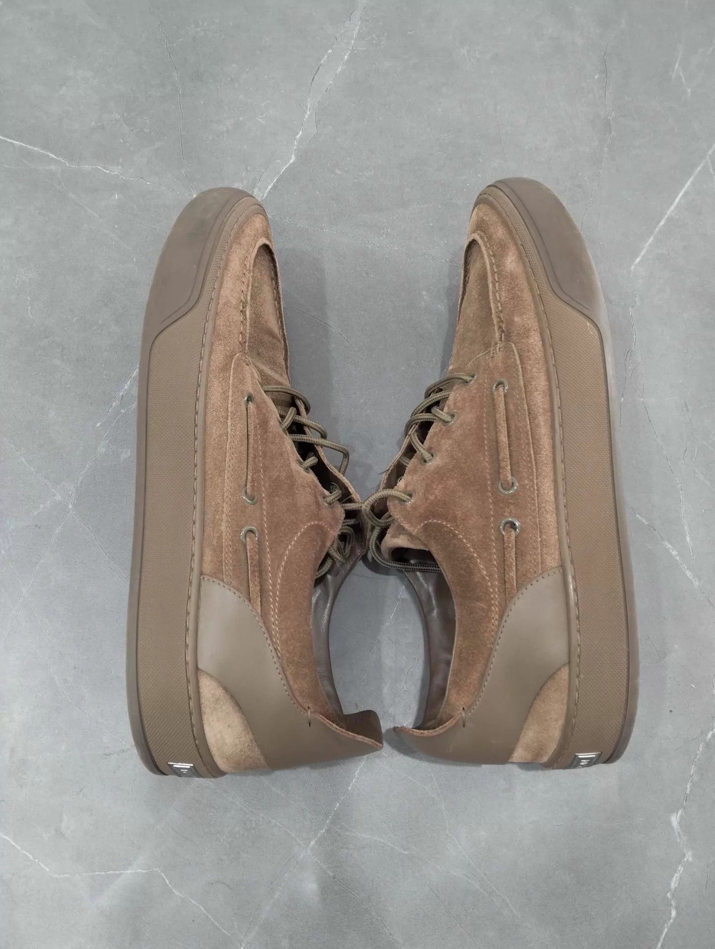 Louis Vuitton LV Camel Suede Lace-Up Sneakers EU 42.5 95 New Size US 9.5 / EU 42-43 - 3 Thumbnail