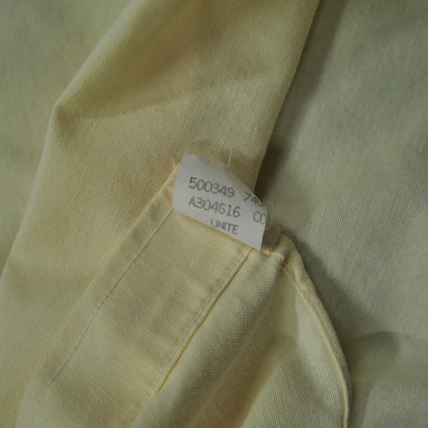 Arrow VINTAGE Arrow Shirt Mens 16 Yellow Button Down Oxford Dover Short Sleeve Collared Button-Up Pocketed Cotton 15 Regular Size US M / EU 48-50 / 2 - 7 Thumbnail