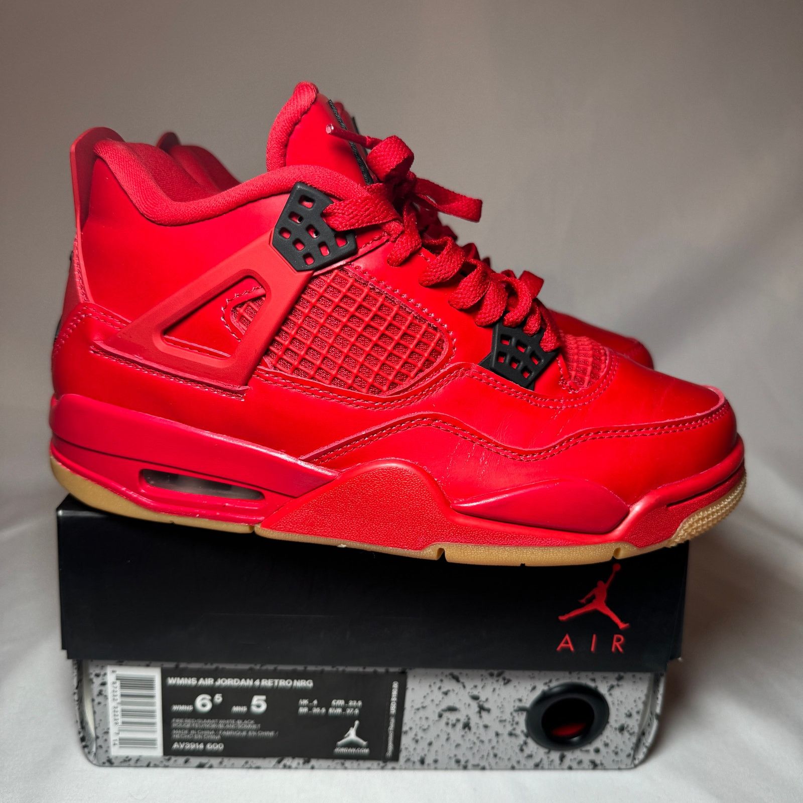 Singles Day Jordans Womens Red Wmns Jordan Retro NRG 'Singles Day' - Main Image