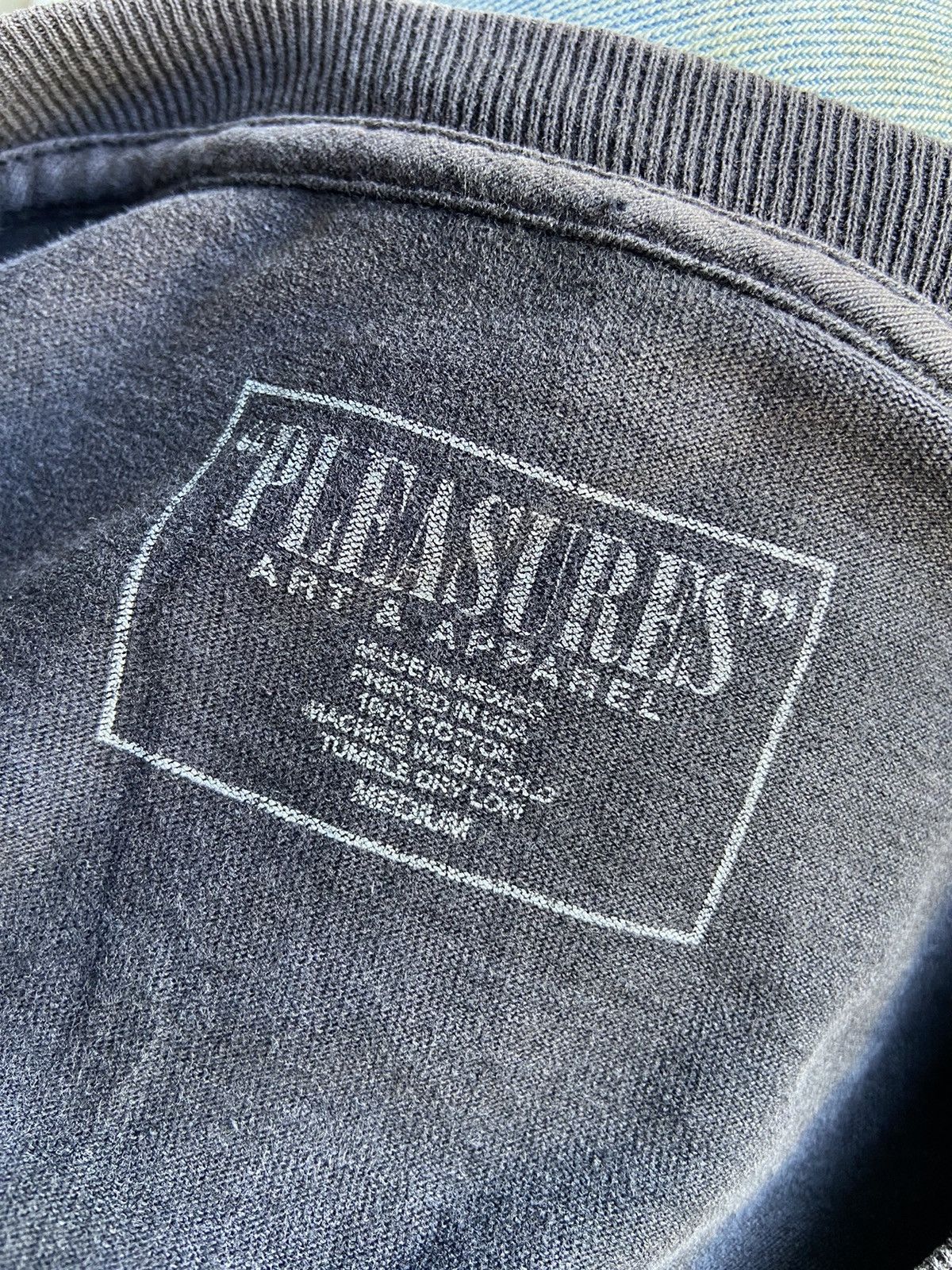 Pleasures SS18 PLEASURES x Morrissey "In Poverty, Steven" Faded Black Size US M / EU 48-50 / 2 - 4 Thumbnail