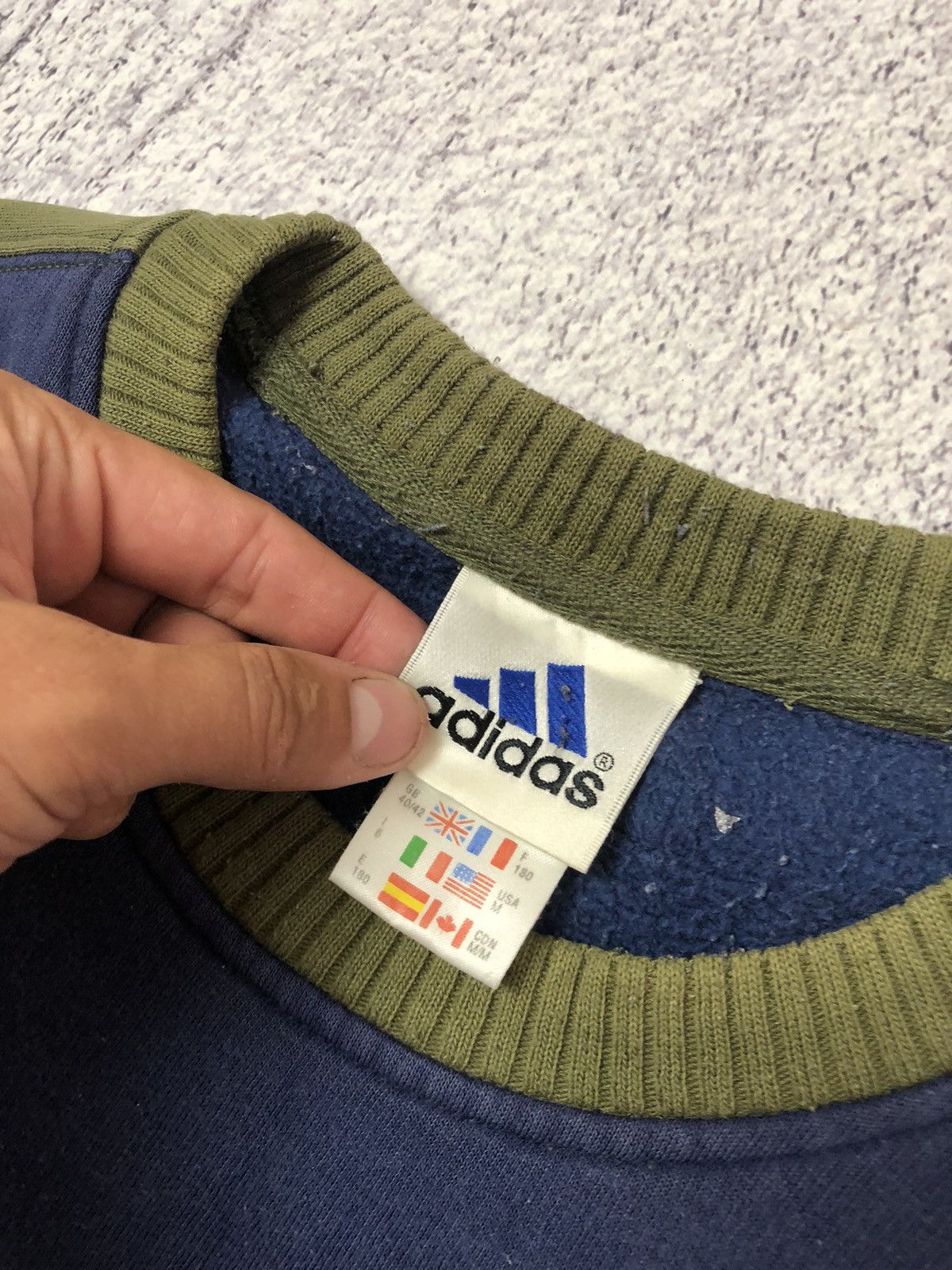 Vintage Vintage Men’s sweater adidas size L Size US L / EU 52-54 / 3 - 6 Thumbnail