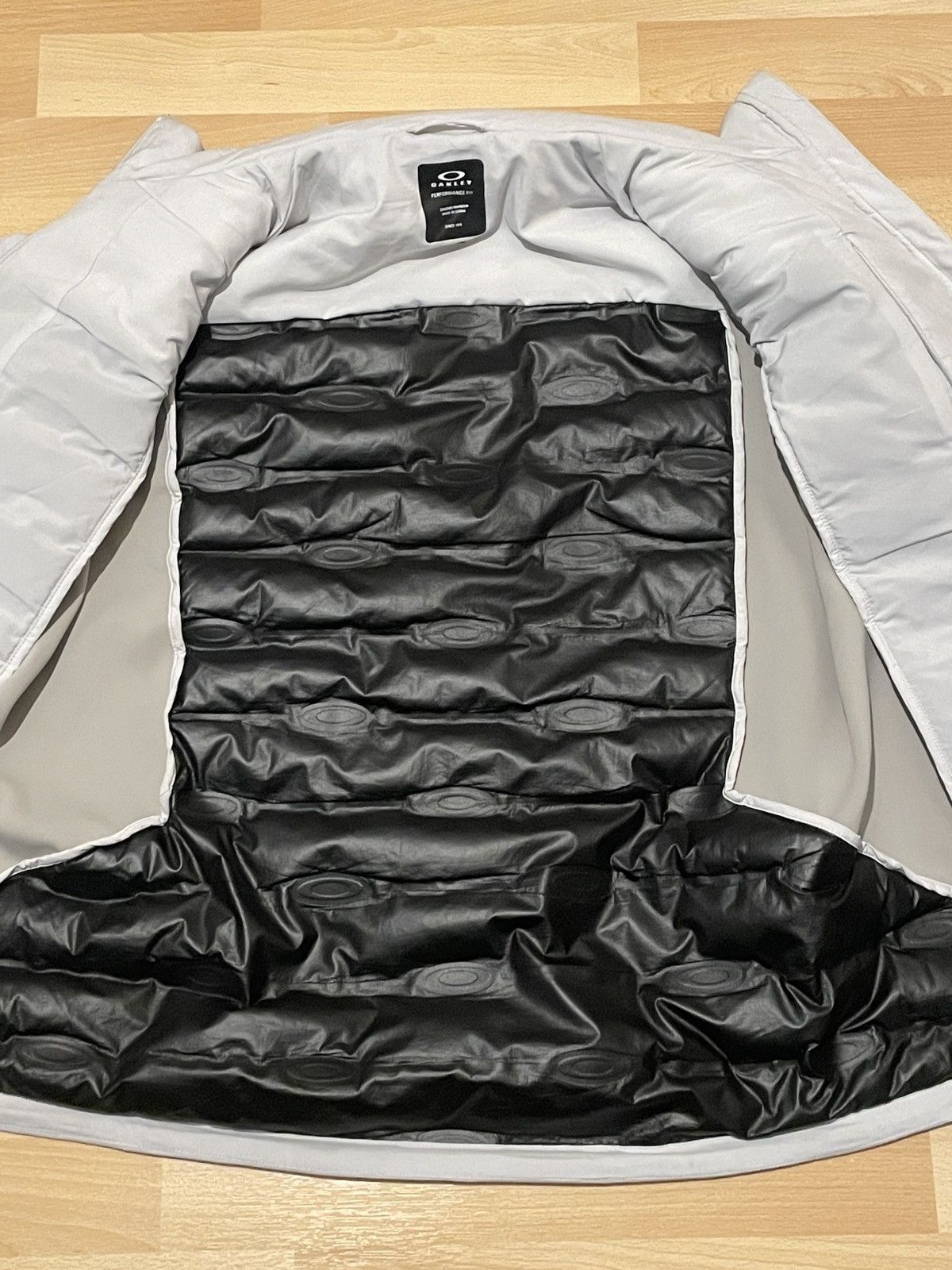 Oakley Oakley Ellipse RC Jacket Size US M / EU 48-50 / 2 - 5 Thumbnail