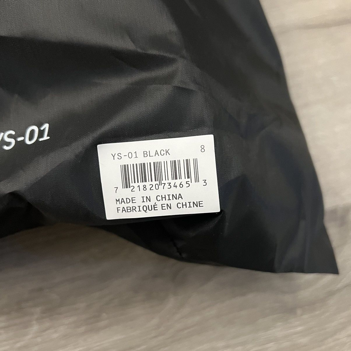 Yeezy Yeezy Slide YS-01 Black Size US 8 / EU 41 - 8 Thumbnail