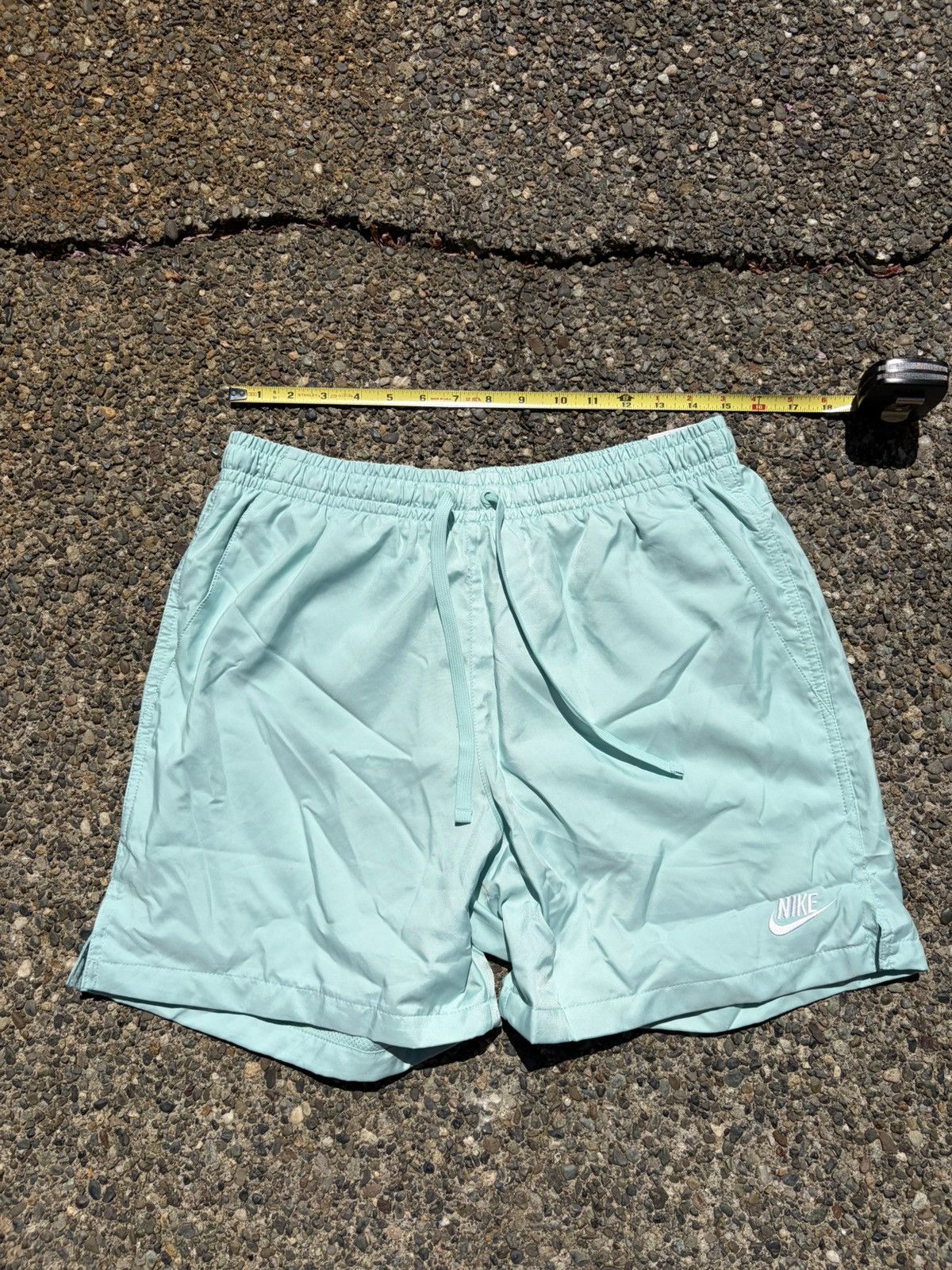 Nike Nike shorts teal Size US 32 / EU 48 - 1 Thumbnail