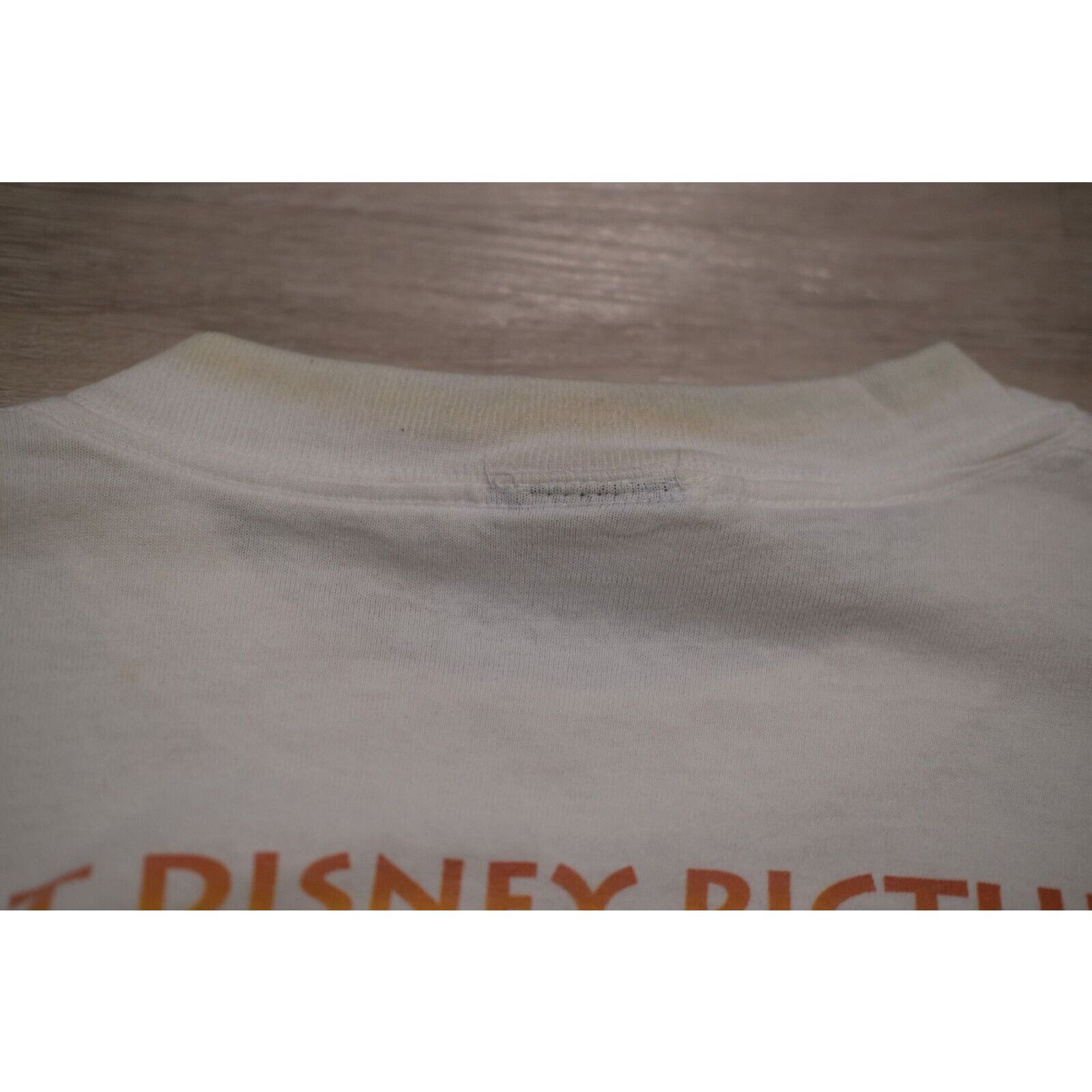 Disney Vintage 90s Disney Store Pocahontas T-Shirt XL Movie Graphic Size US XL / EU 56 / 4 - 7 Thumbnail