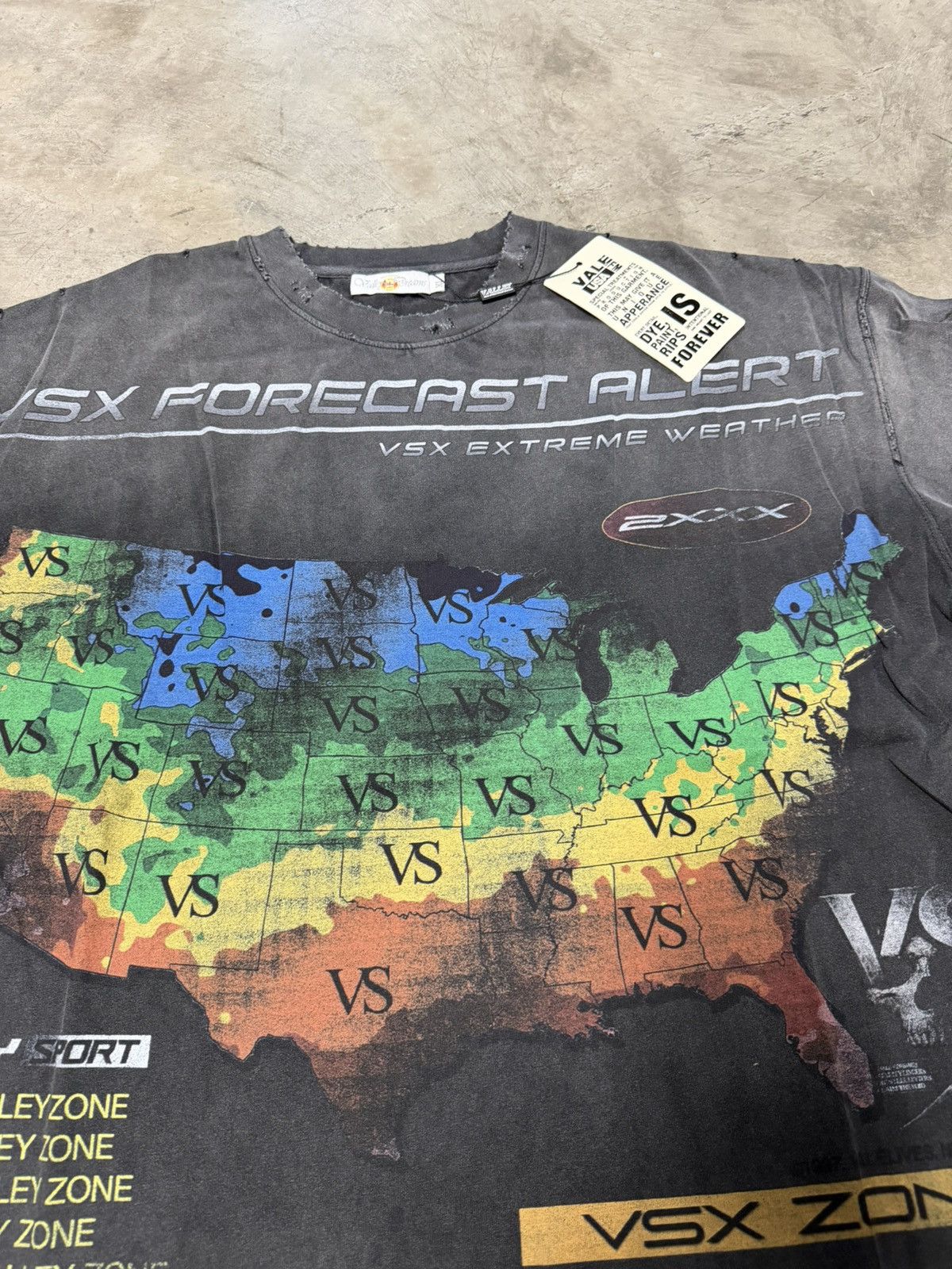 Vale Vale Lives Forever Weatherman T-Shirt Size US XL / EU 56 / 4 - 2 Thumbnail