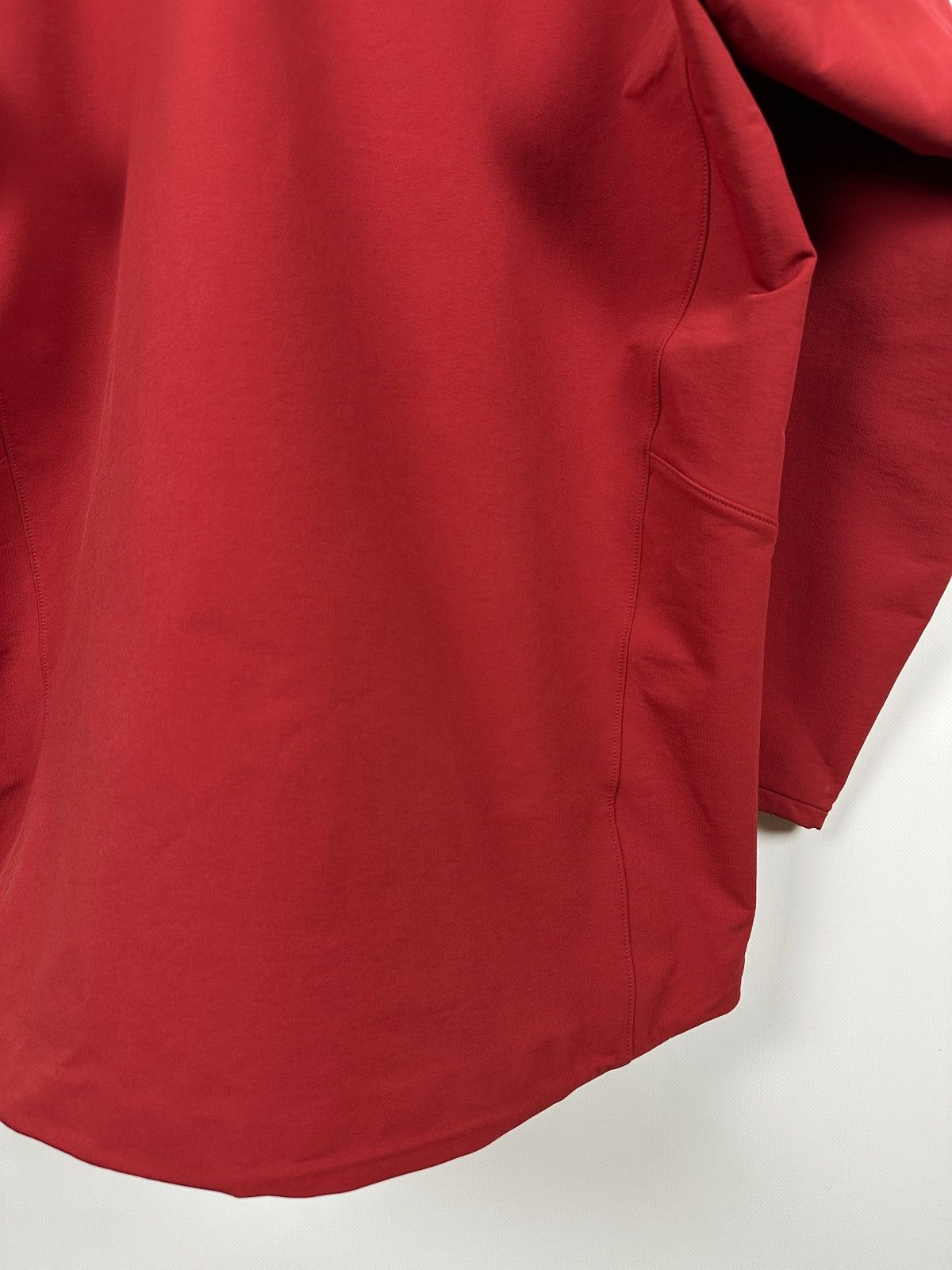 Arc'teryx Vintage Arcteryx Gamma MX Red Softshell Jacket Size US XL / EU 56 / 4 - 20 Thumbnail