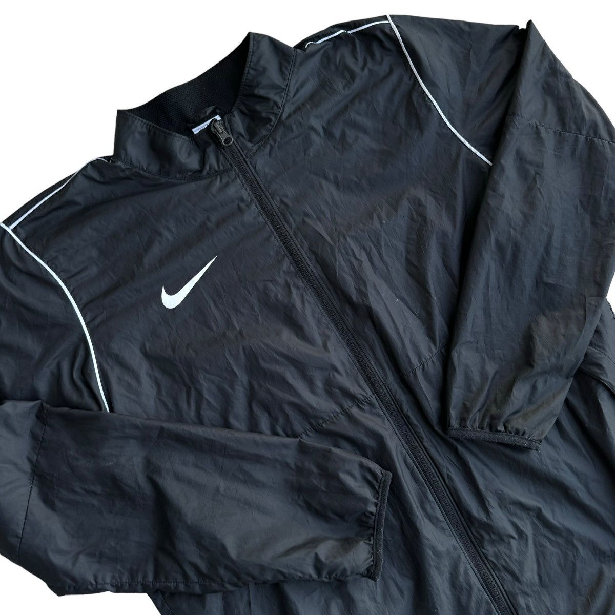 Nike Nike Training Tracksuit Jacket Windbreaker Lightweight Gym Size US XL / EU 56 / 4 - 3 Thumbnail