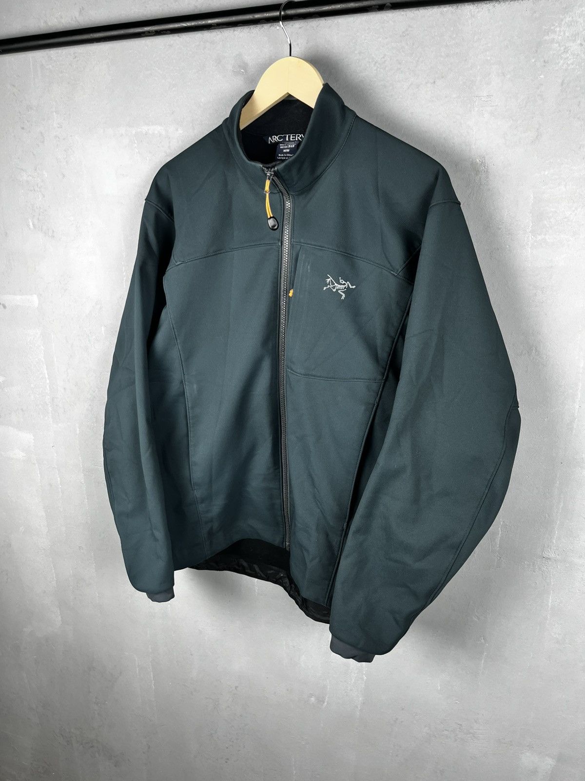 Arc'teryx Arcteryx mens outdoor jacket size m Size US M / EU 48-50 / 2 - 2 Thumbnail