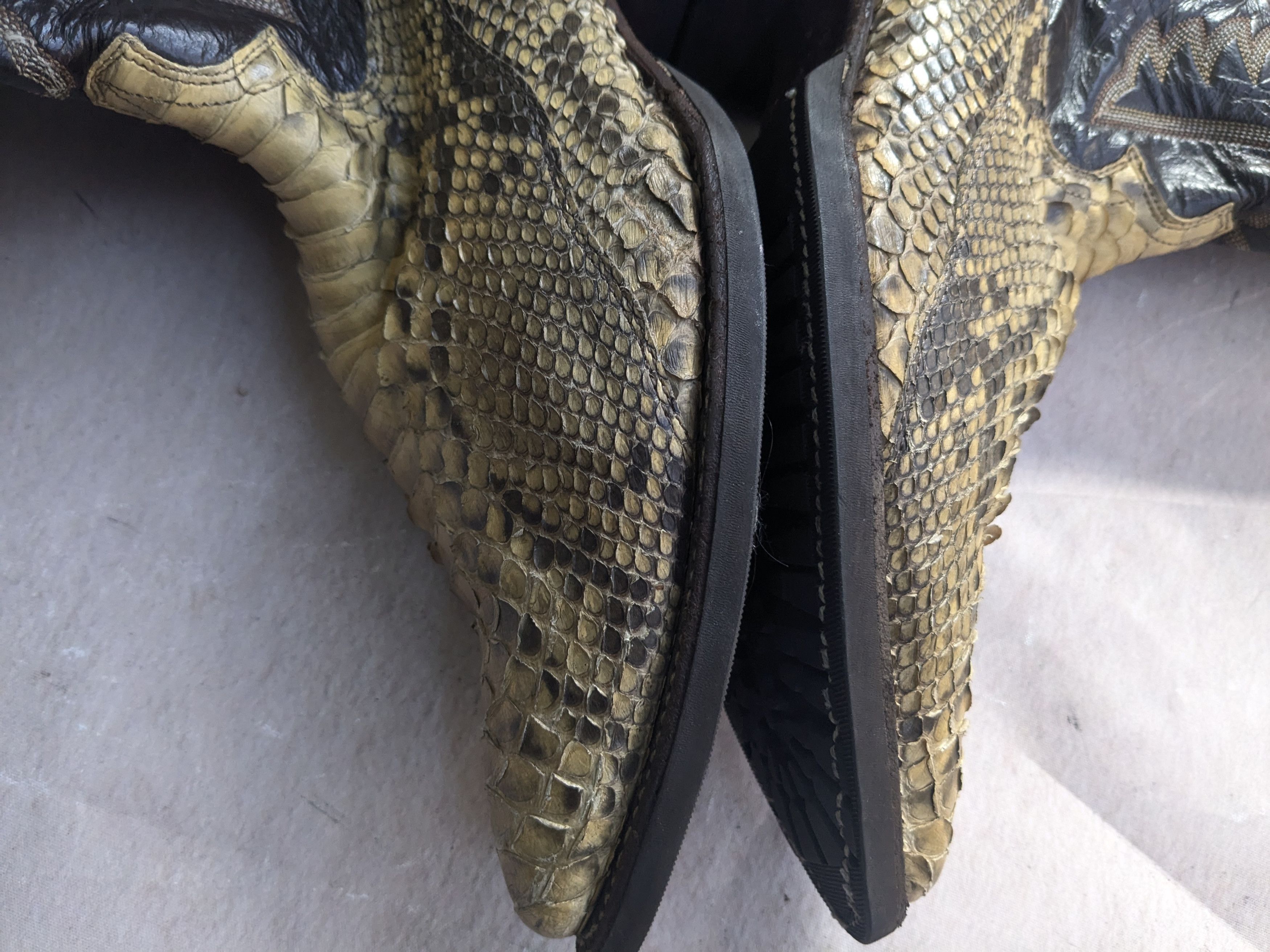 Other Justin Cowboy Boots Snakeskin Python Tan Black Leather 9.5 D Size US 9.5 / EU 42-43 - 12 Thumbnail