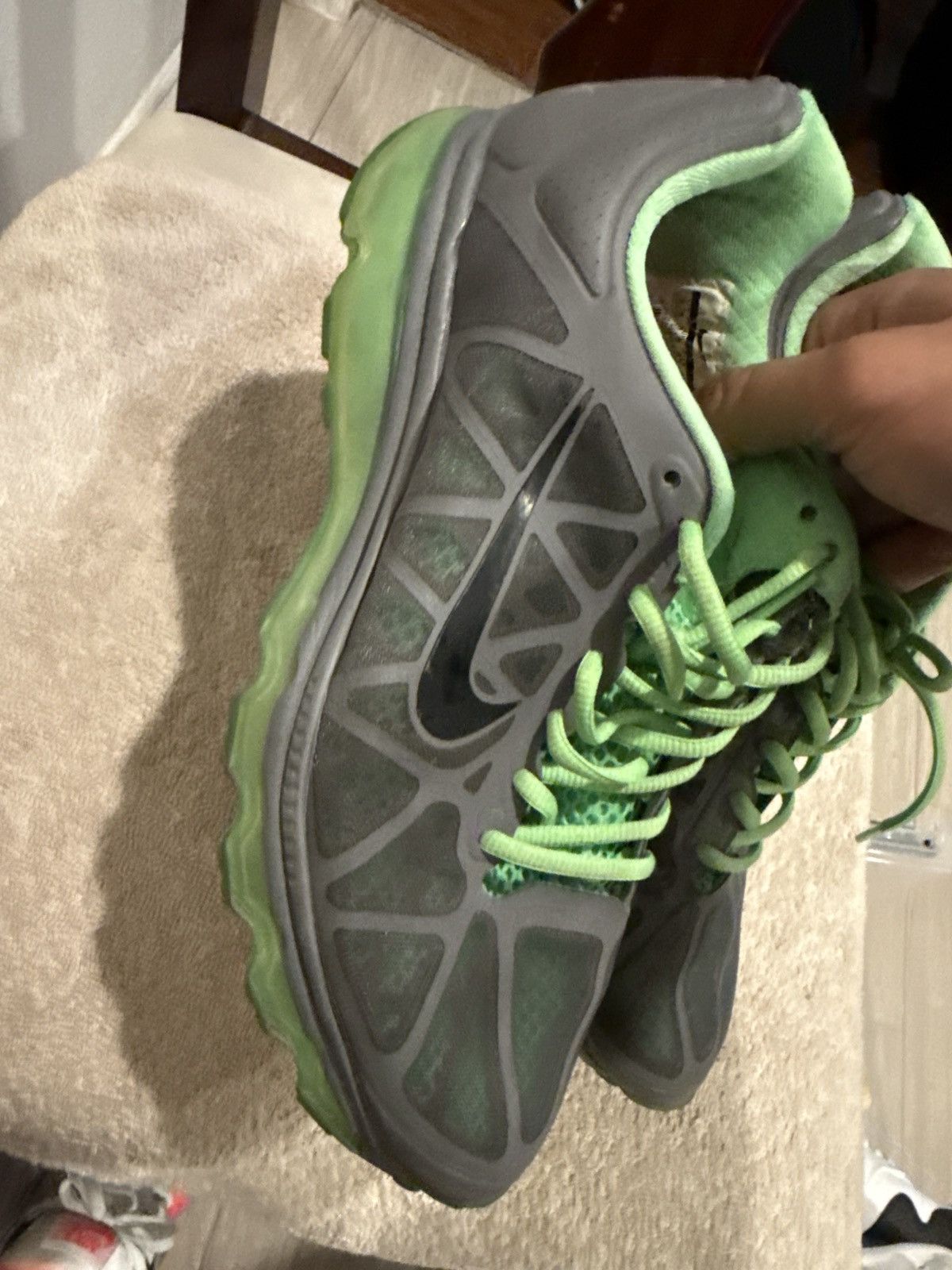 Nike Air max 2011 sz 9.5 Size US 9.5 / EU 42-43 - 6 Thumbnail