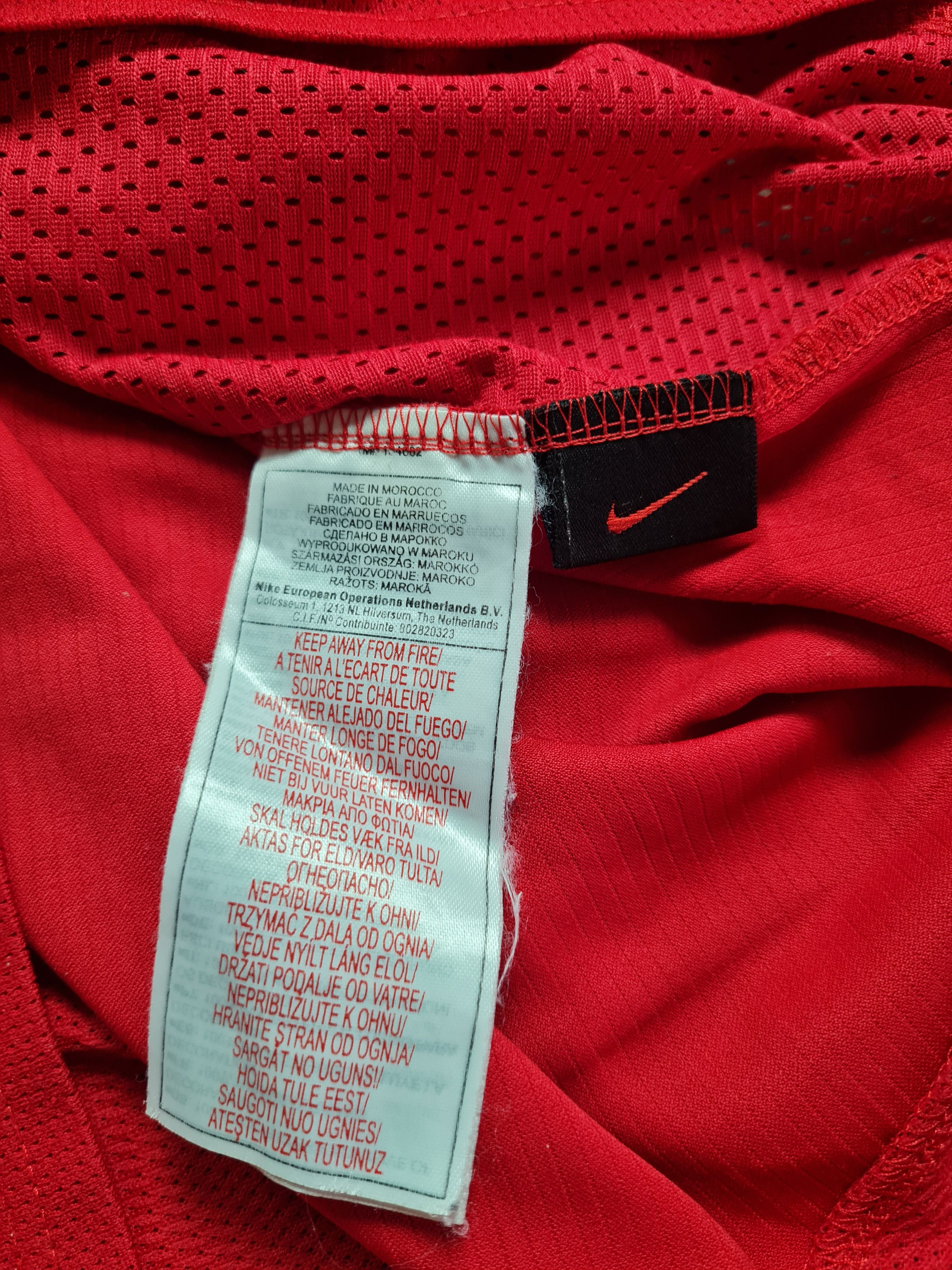 Nike Jersey Manchester United 2004/2006 Soccer Shirt Nike Size US L / EU 52-54 / 3 - 17 Thumbnail