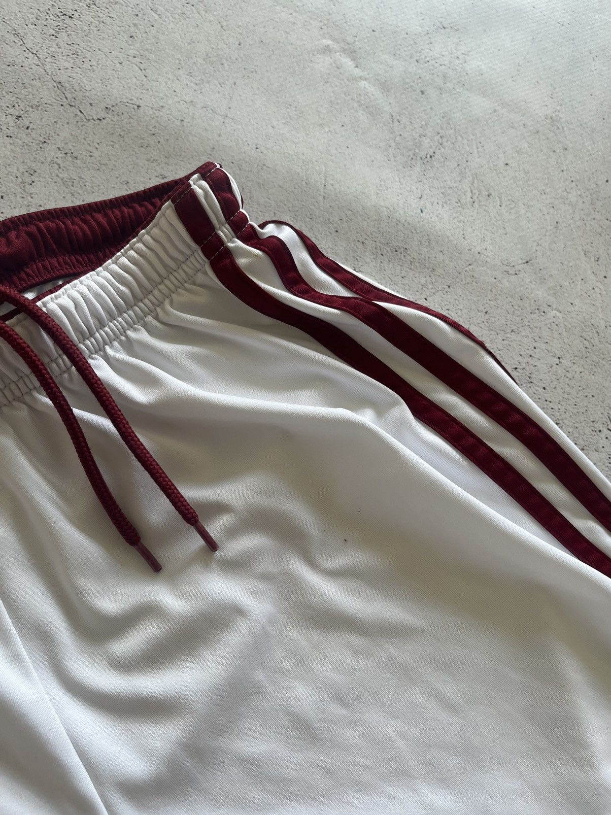Adidas ADIDAS FC BAYERN MUNCHEN 2014/2015 FOOTBALL SHORT,SOCCER,S Size US 30 / EU 46 - 3 Thumbnail