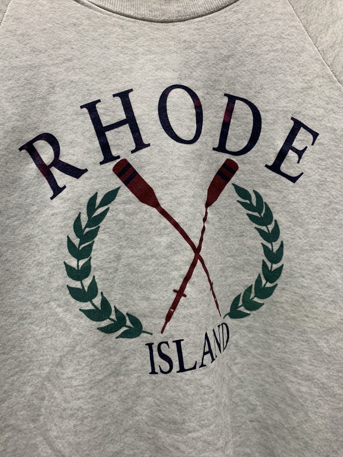 Fruit Of The Loom Vintage Rhode Island Crewneck Sweatshirt Size US L / EU 52-54 / 3 - 5 Thumbnail
